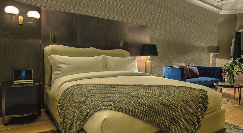 The Ritz-Carlton, Doha by null