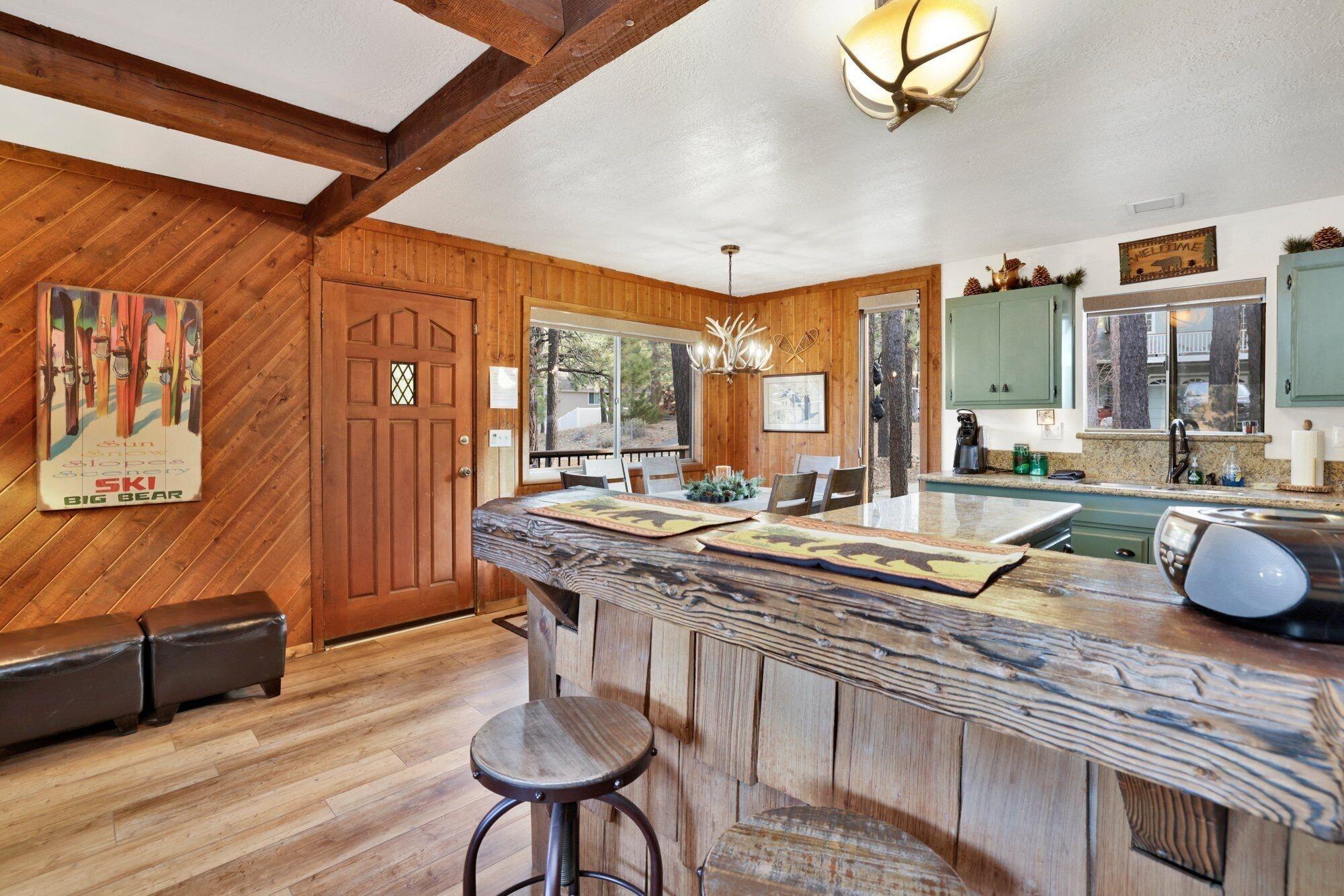 Mockingbird Mountain Getaway 2380