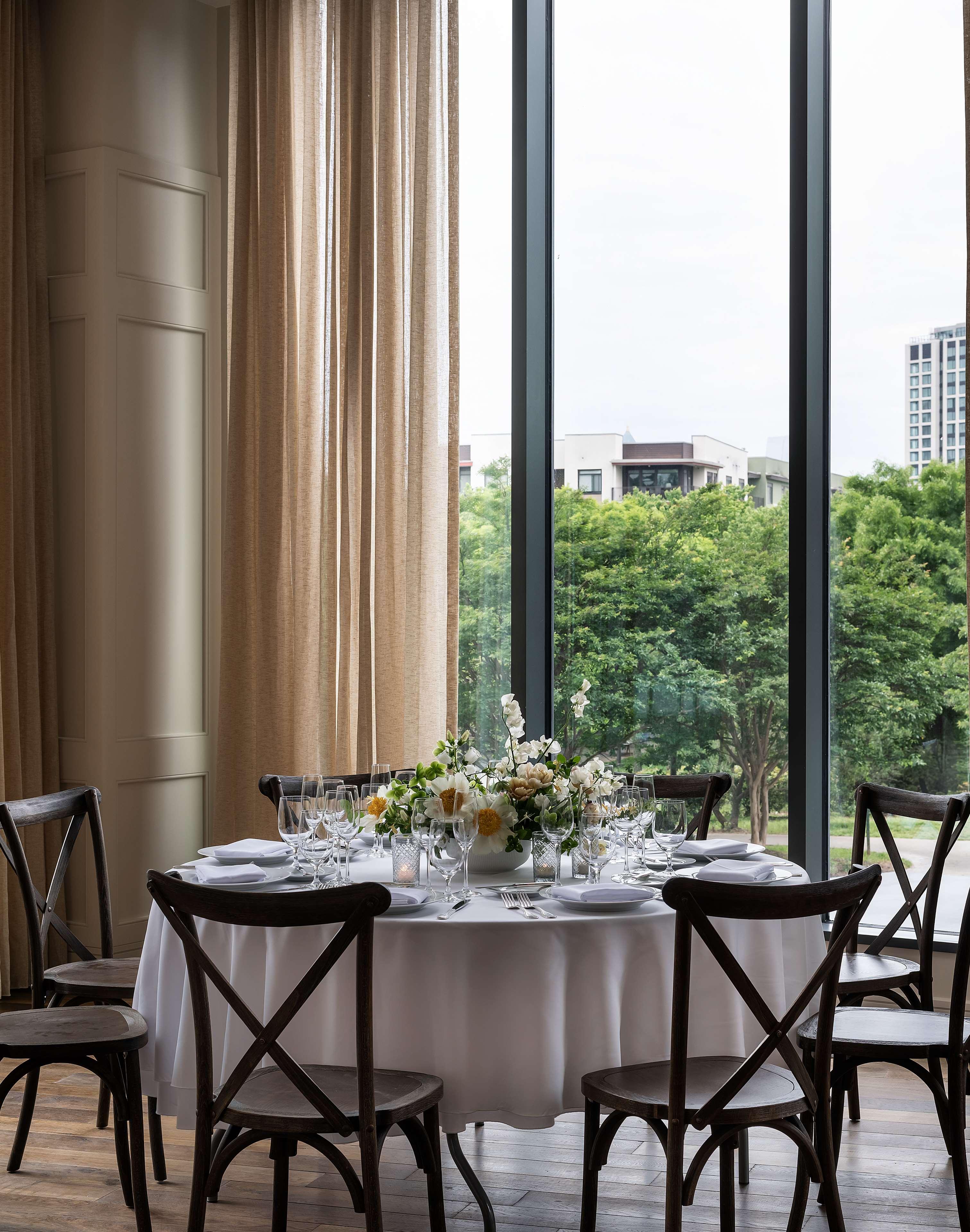 Forth Hotel Atlanta by null