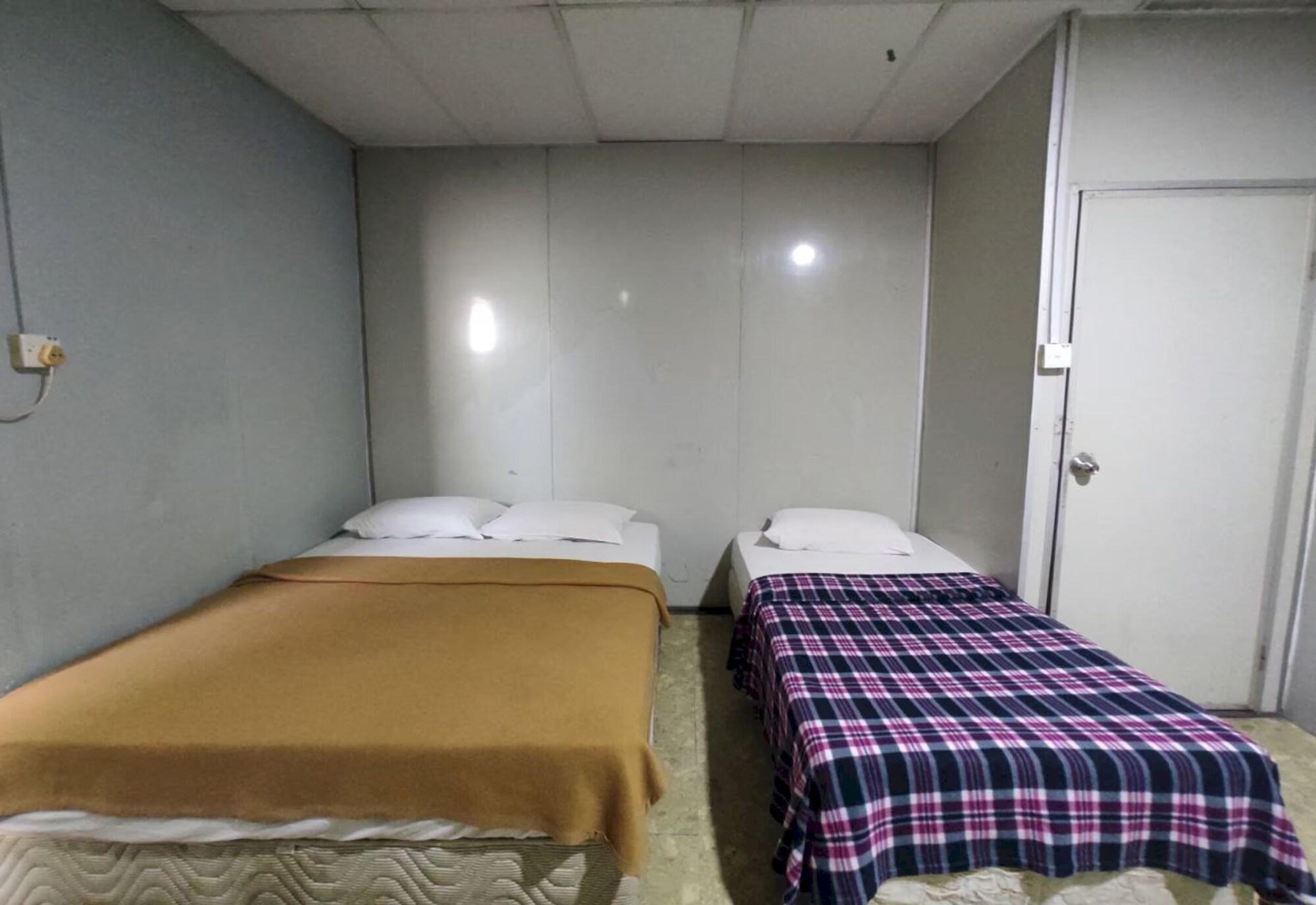 Room 4, Oyo 91020 59 Hotel, Sibu