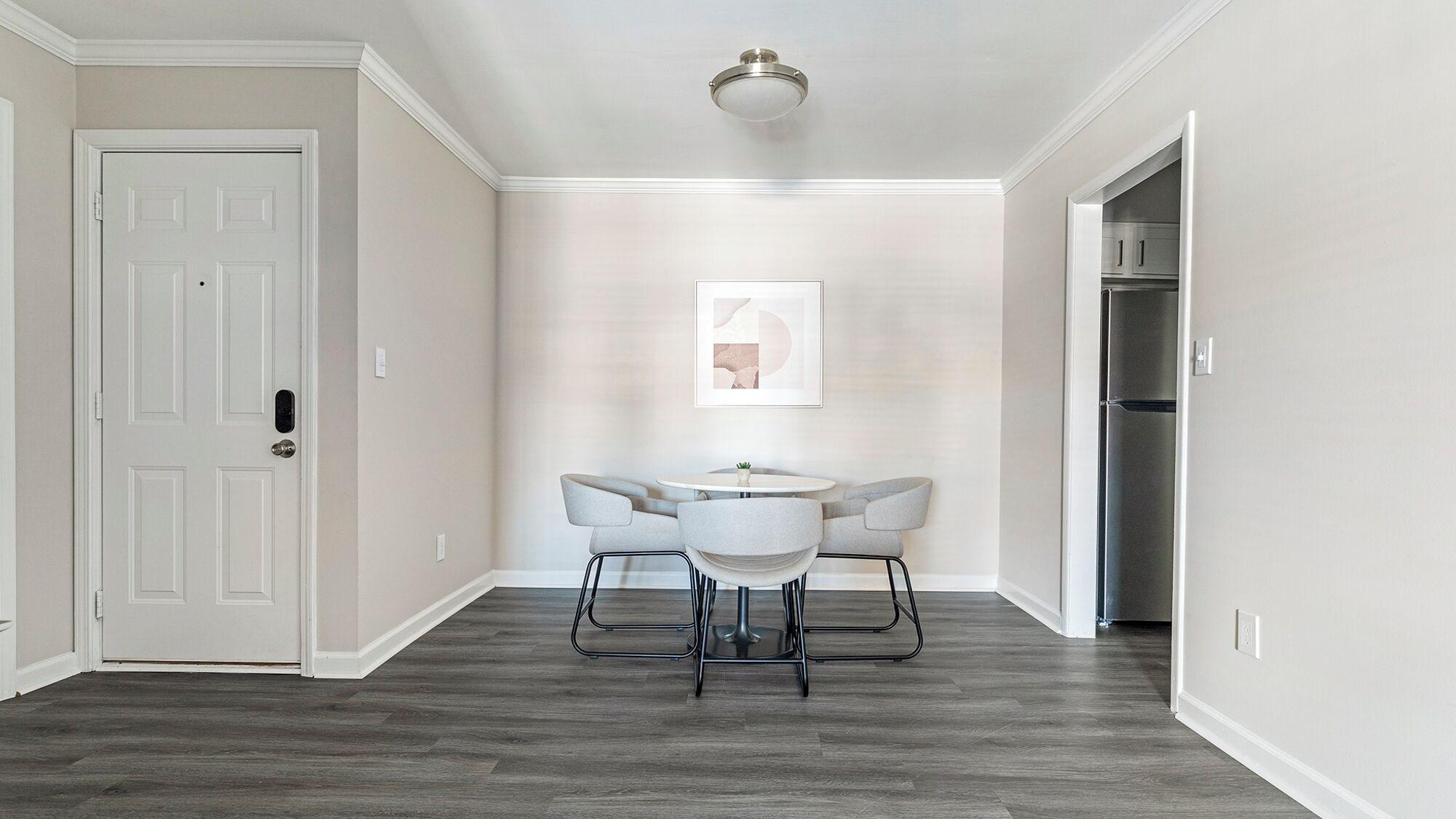 Room 2, The Brookwood Apartments By Barsala, Jefferson