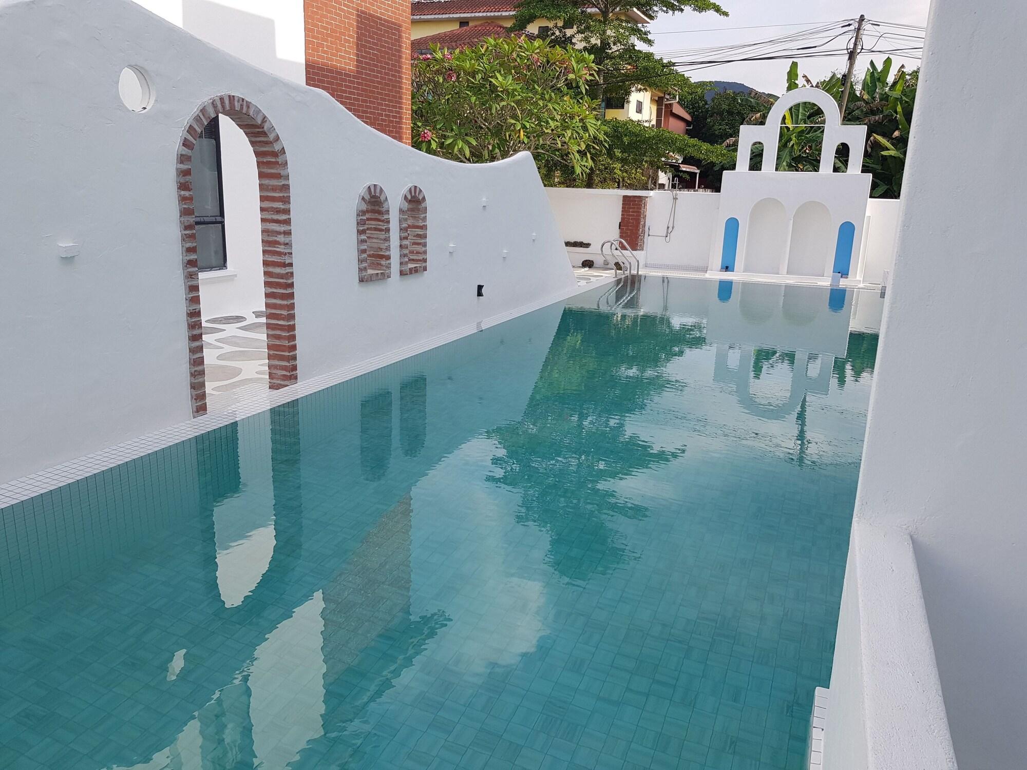 Ipoh Santorini Hideaway Hotel Inspired
