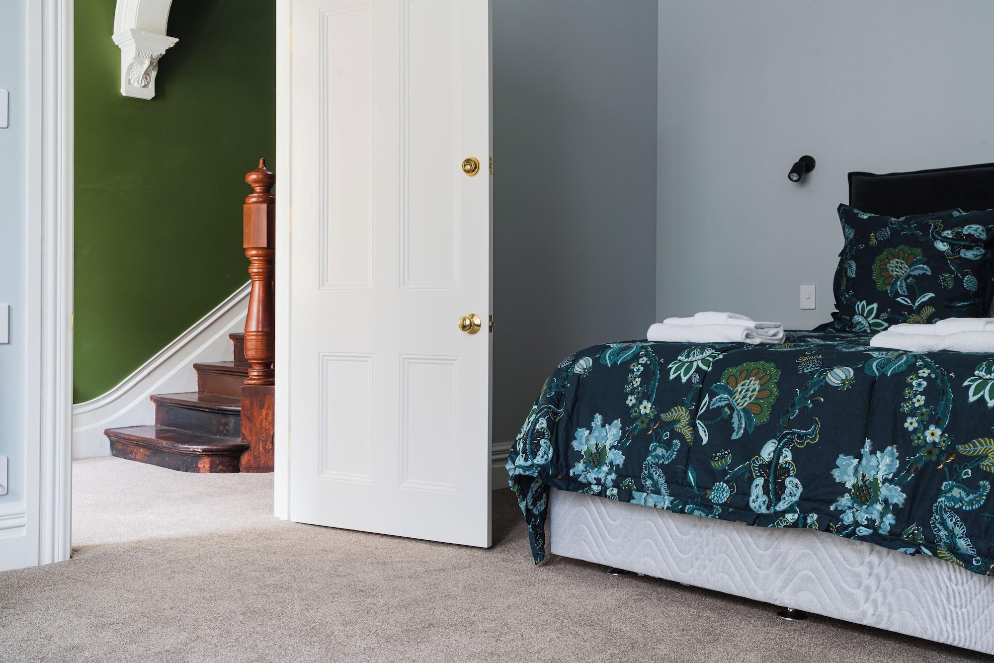 Room 5, Premium Living On Stuart Street, Dunedin