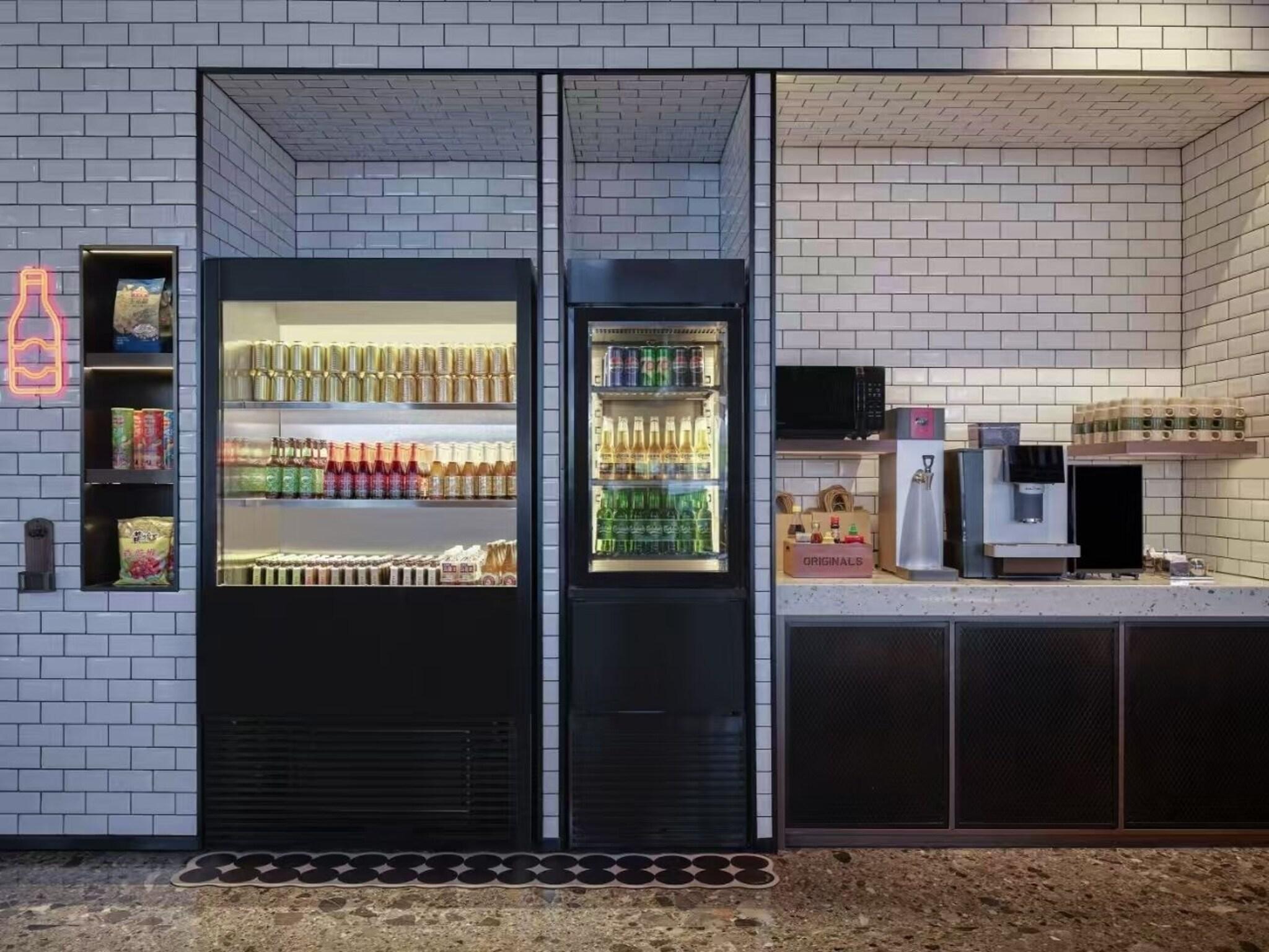 Moxy Ningbo Old Bund