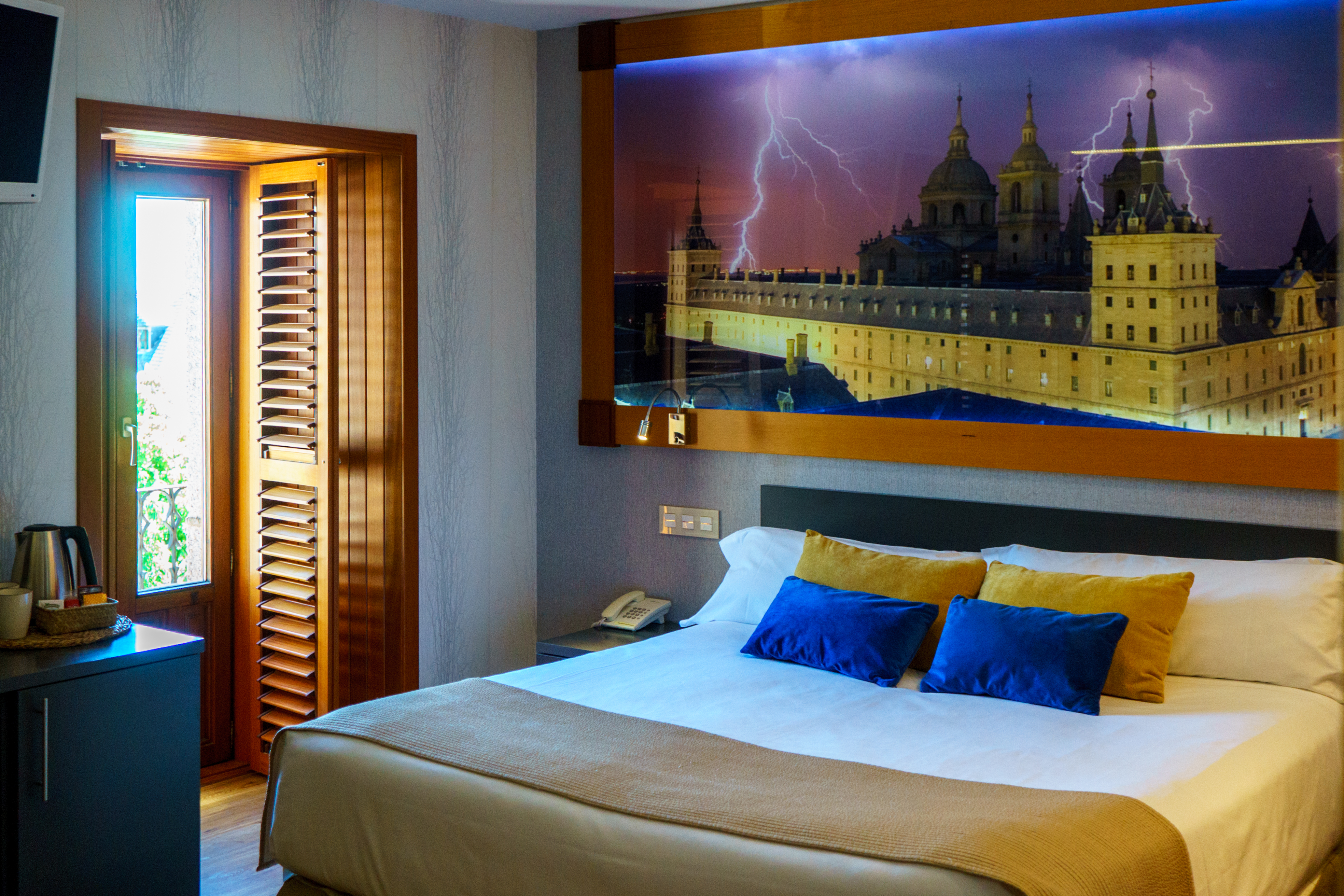 Hotel De Martin by null