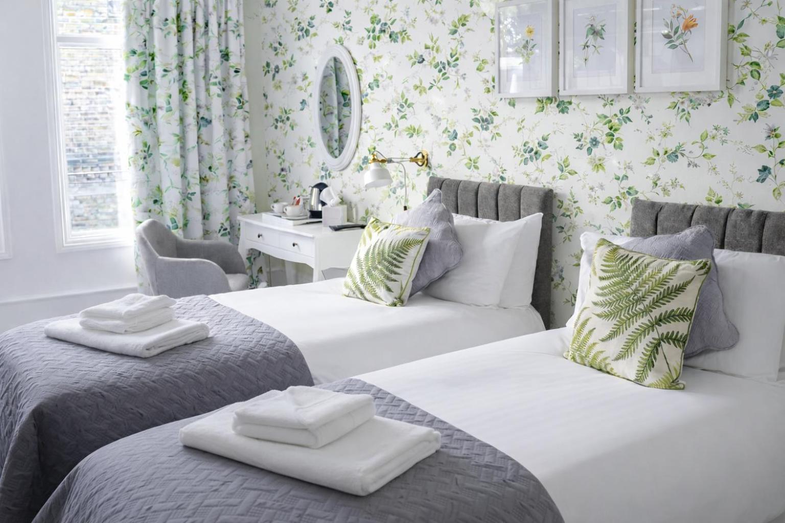 Zimmer mit 2 einzelbetten