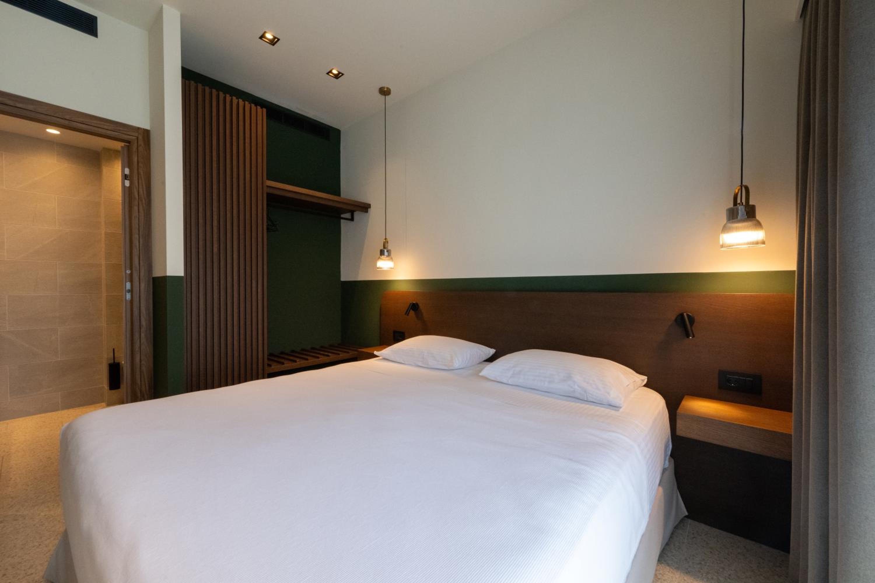 Evripidou 7 Kalamata Mediterranean Suites