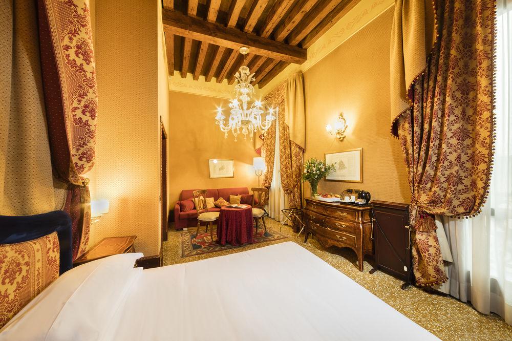 Al Ponte Dei Sospiri Junior Suites - photo