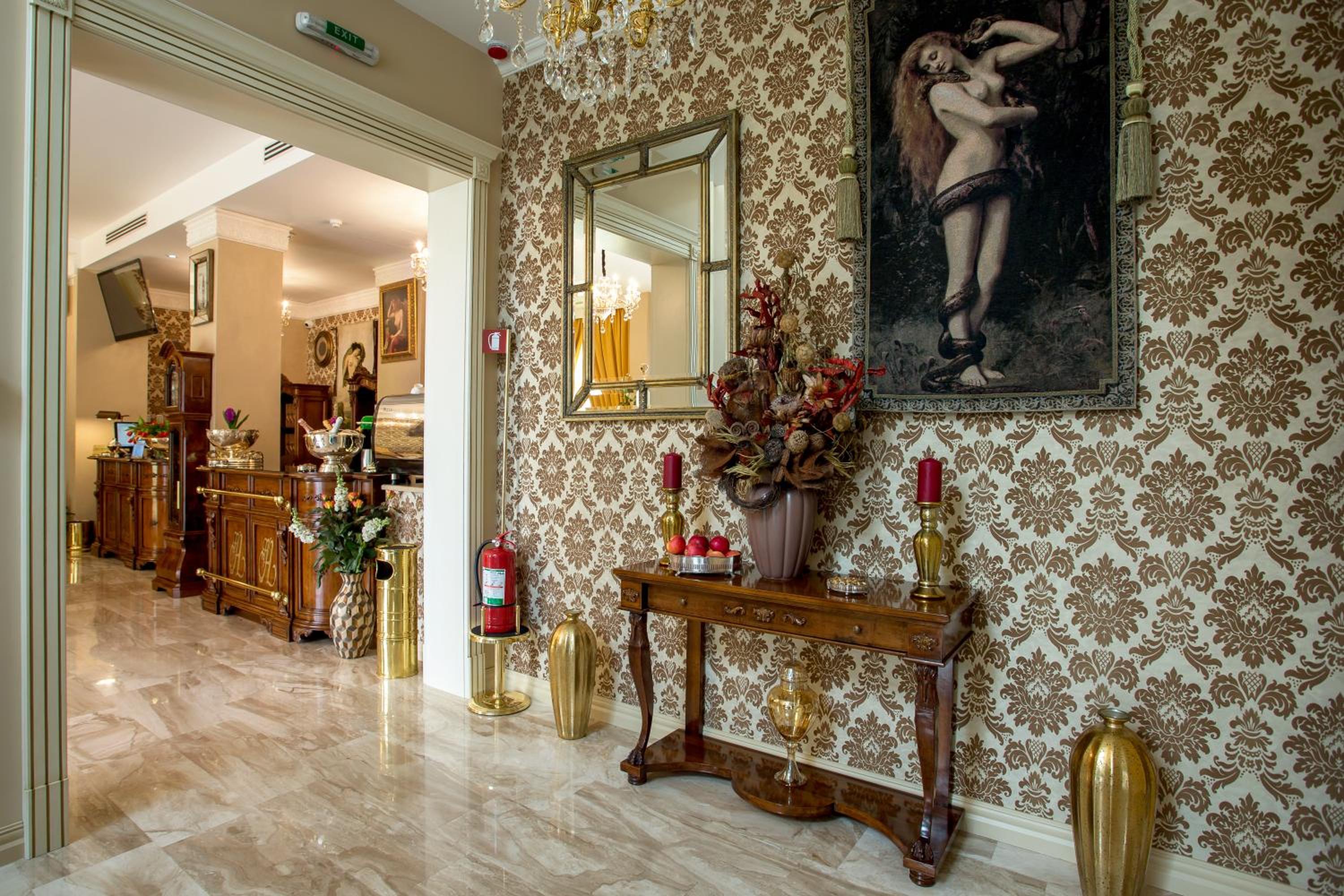 The Arlington Boutique Hotel