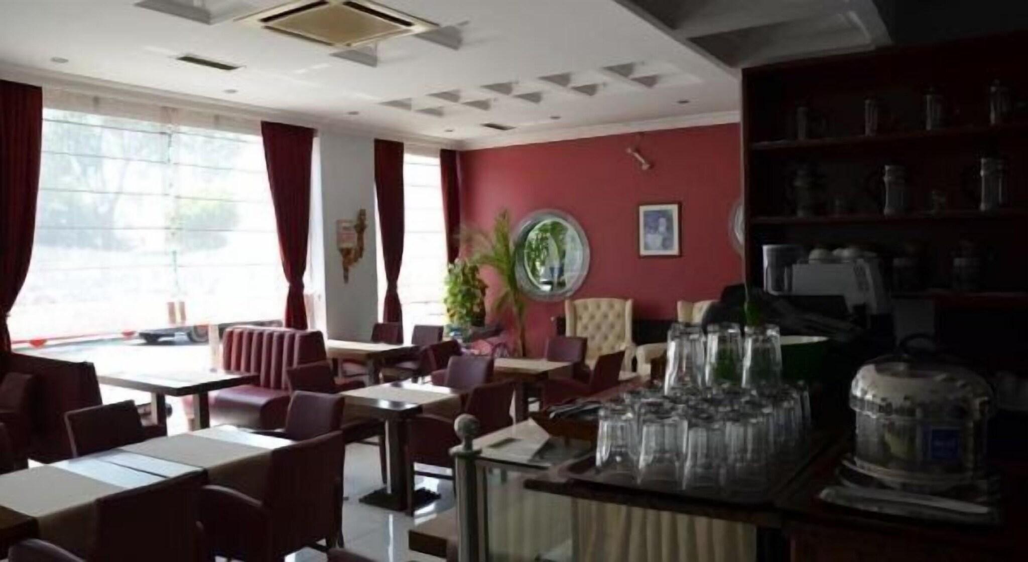 Hotel Anibal