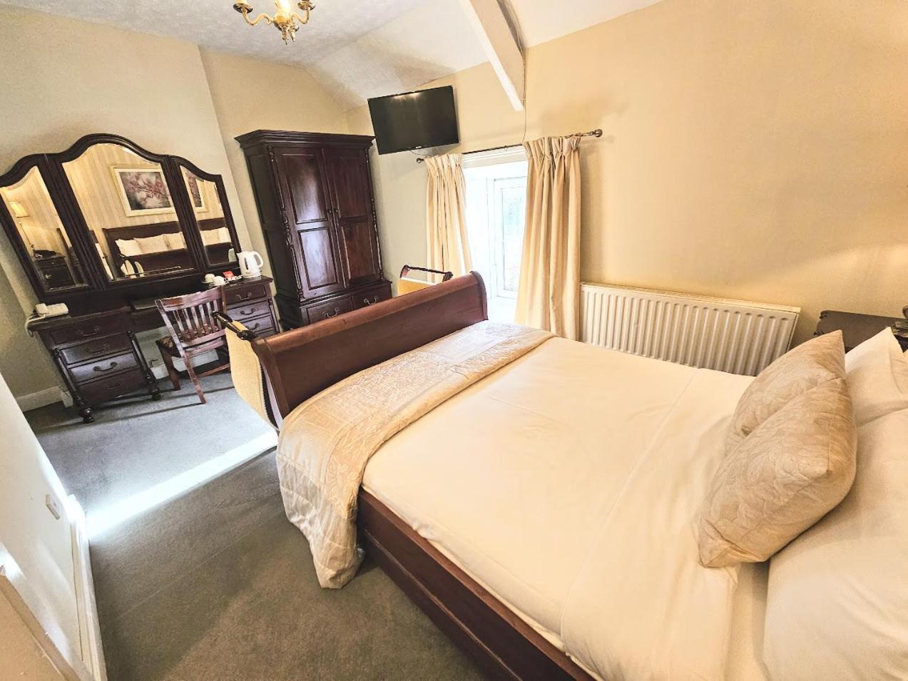 The Glenbeigh Hotel