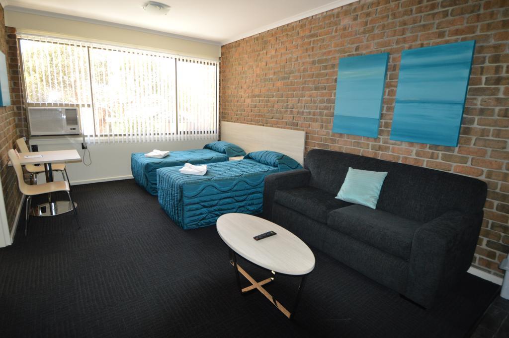 Marion Motel and Apartments by null