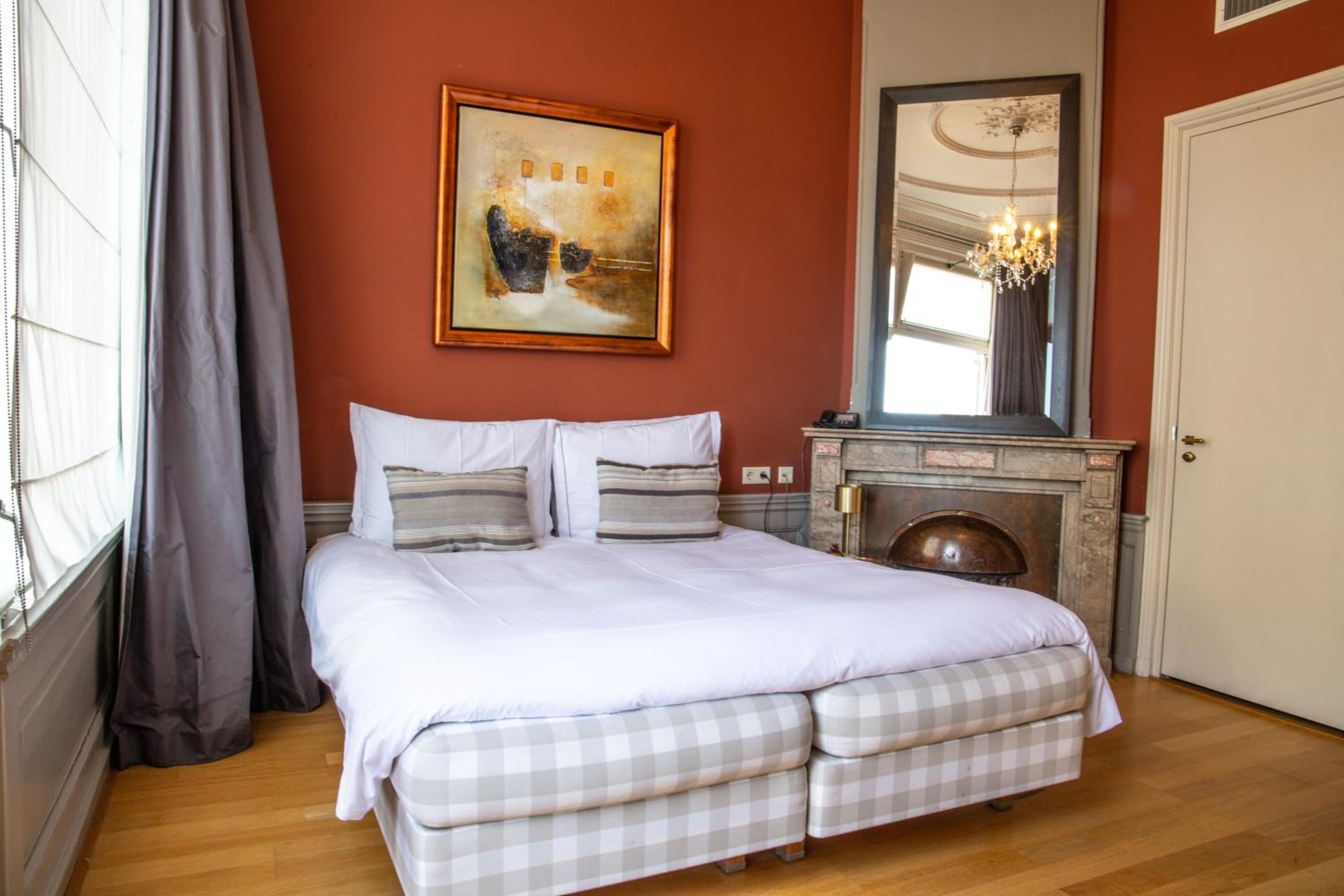 Room, comfort