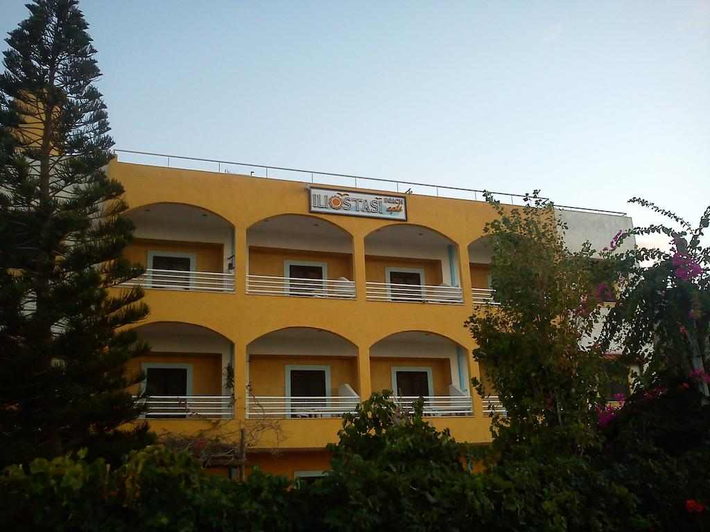 Iliostasi Beach Apts