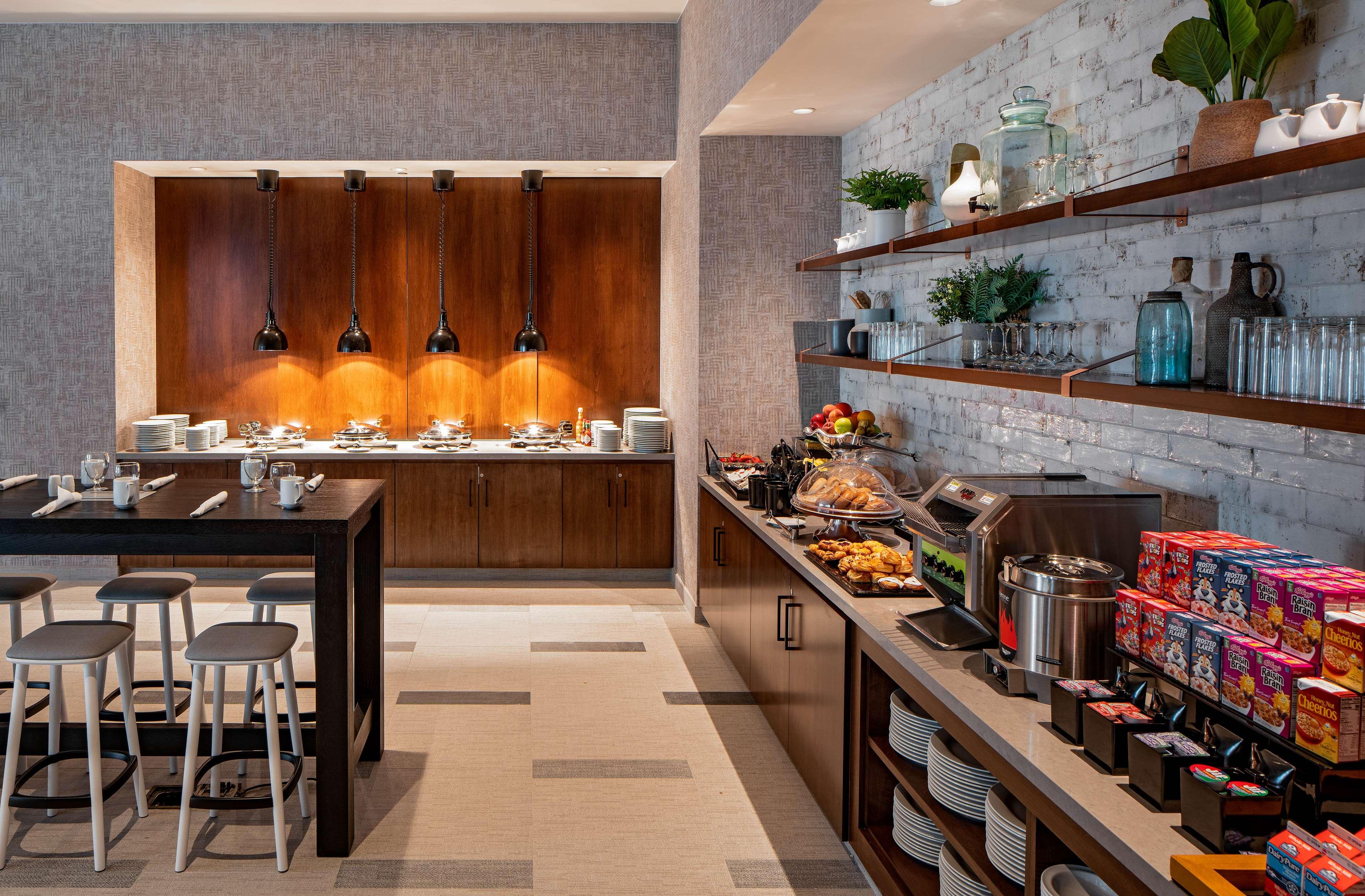 Hilton Garden Inn Austin University Capitol Distri