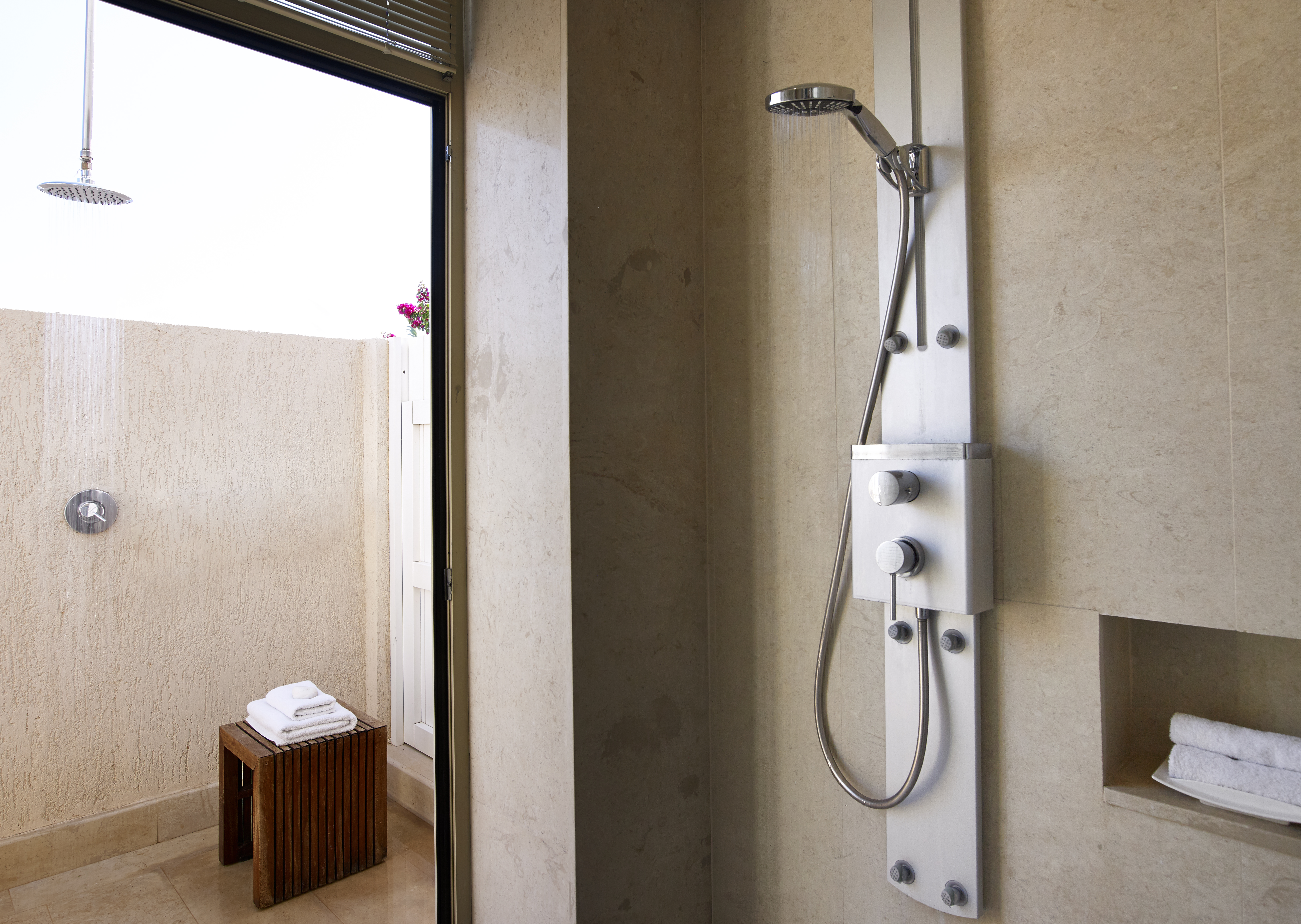 Knossos Beach Bungalows & Suites