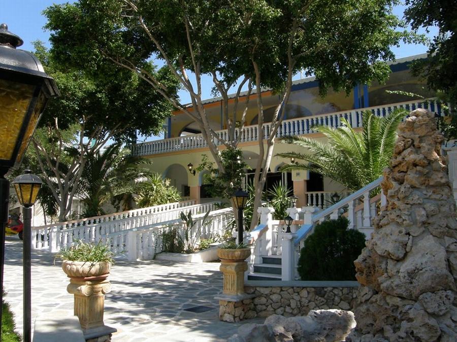 Pefkos Garden - Poză