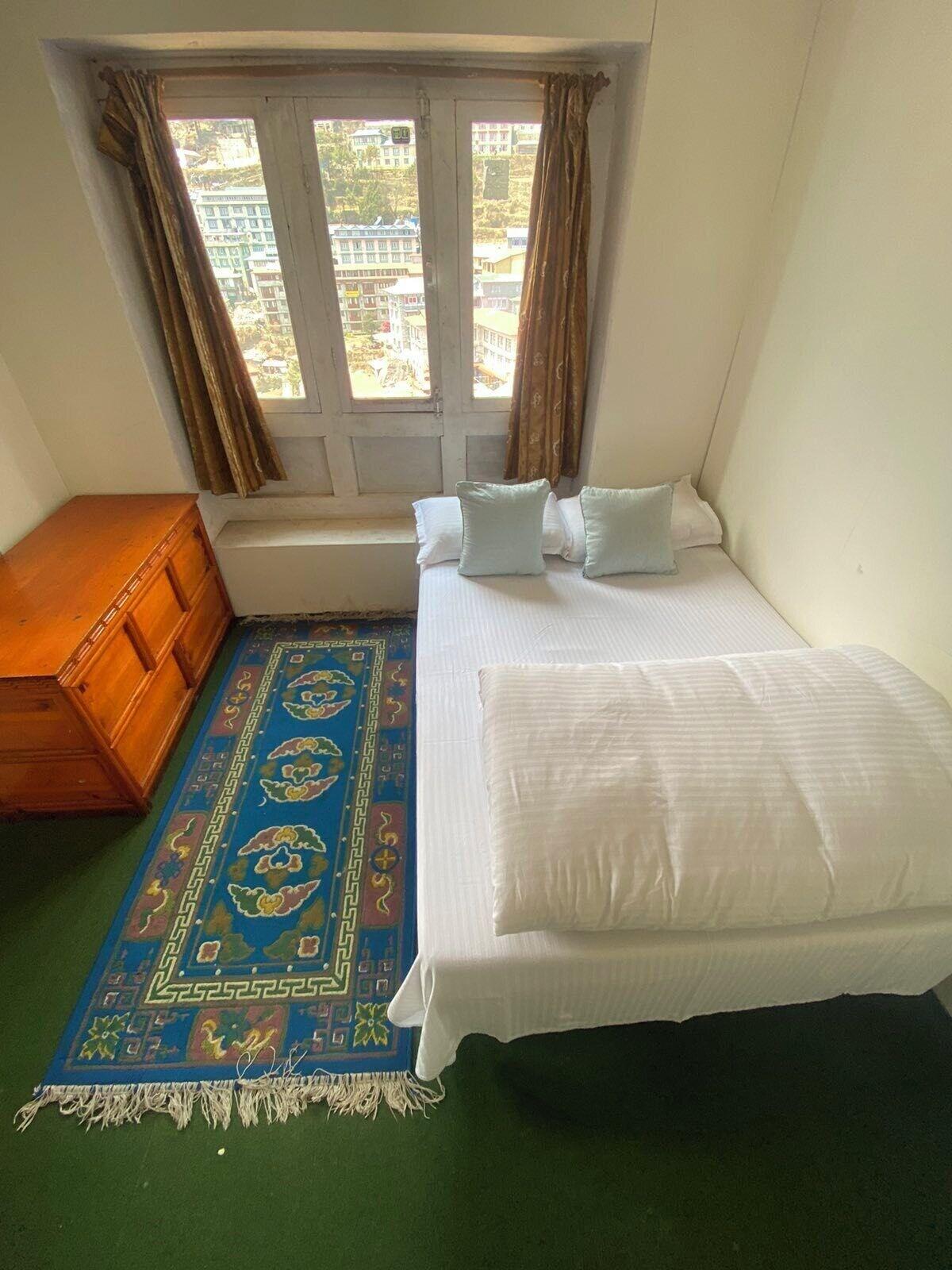 Room 4, Himalayan Lodge, Sagarmatha
