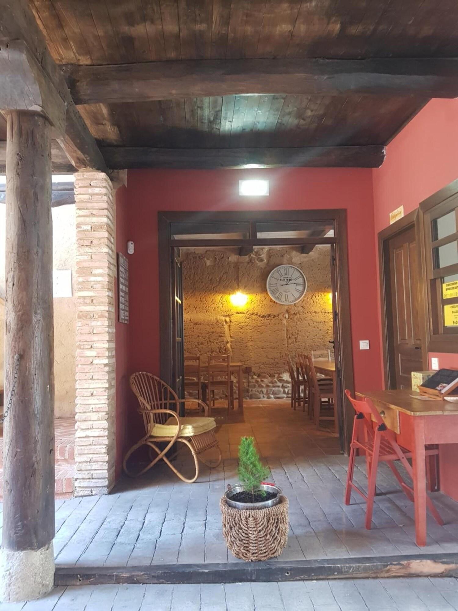 Albergue El Encanto Hostel