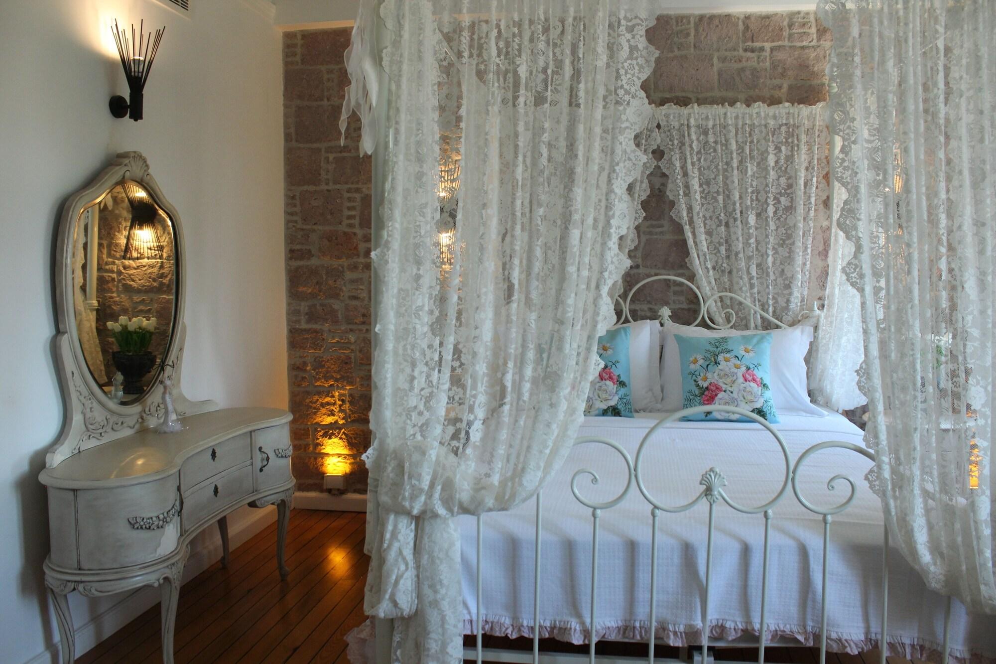 Room 4, A Na Cunda Art Otel, Ayvalık