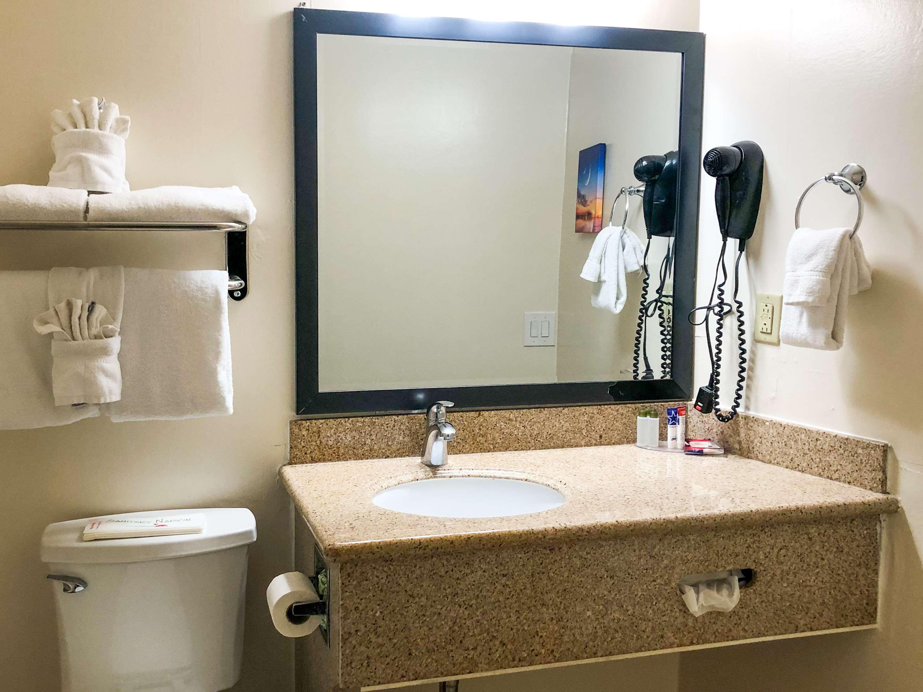 Americas Best Value Presidents Inn on Munras
