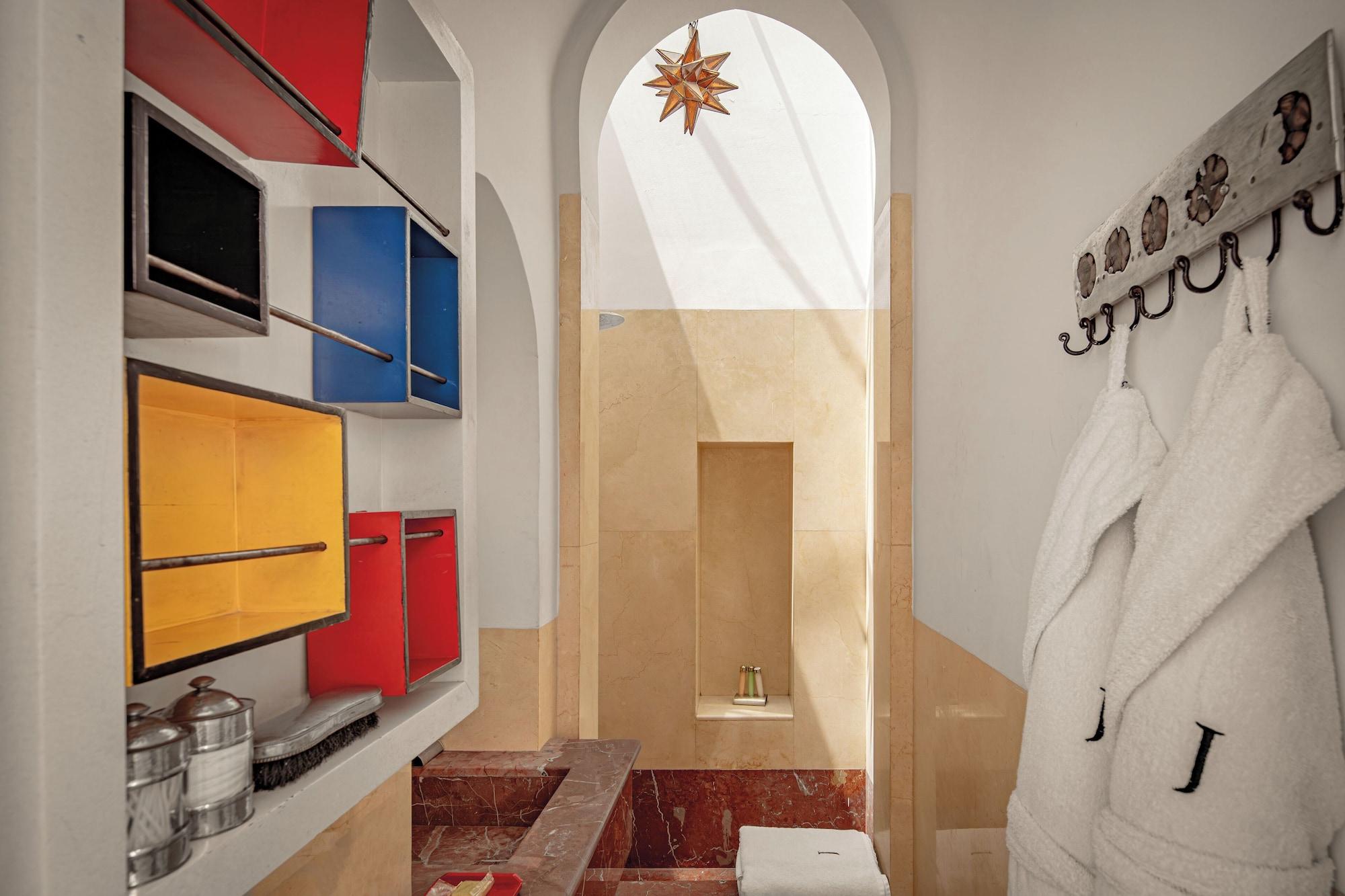 Riad Jaaneman by null