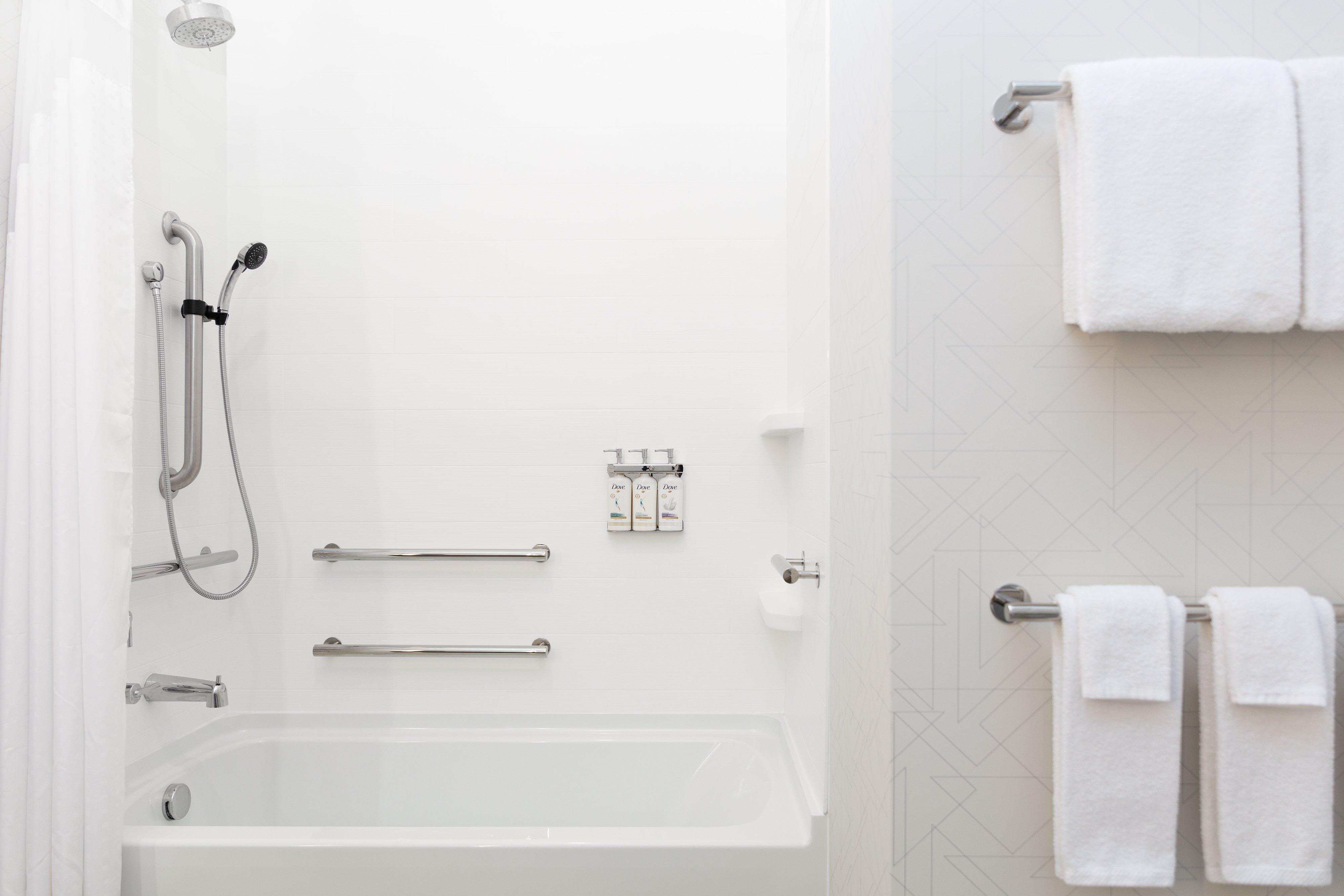 Quad room, accessible