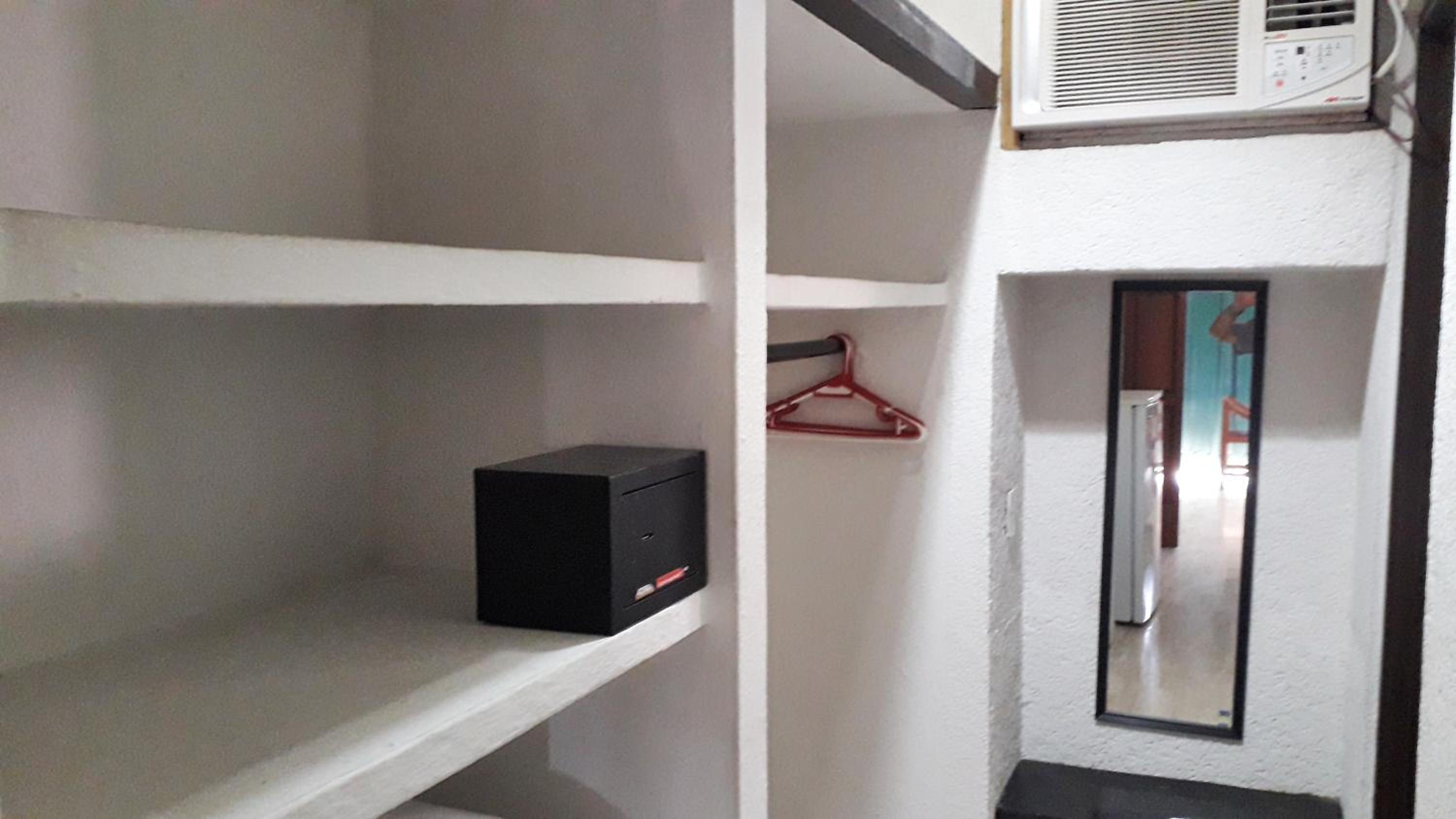 Hotel Solimar Inn Suites