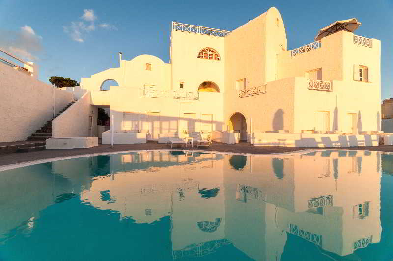 Artemis Suites - photo