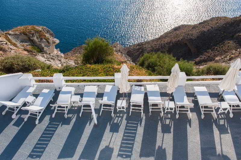 Artemis Suites - photo