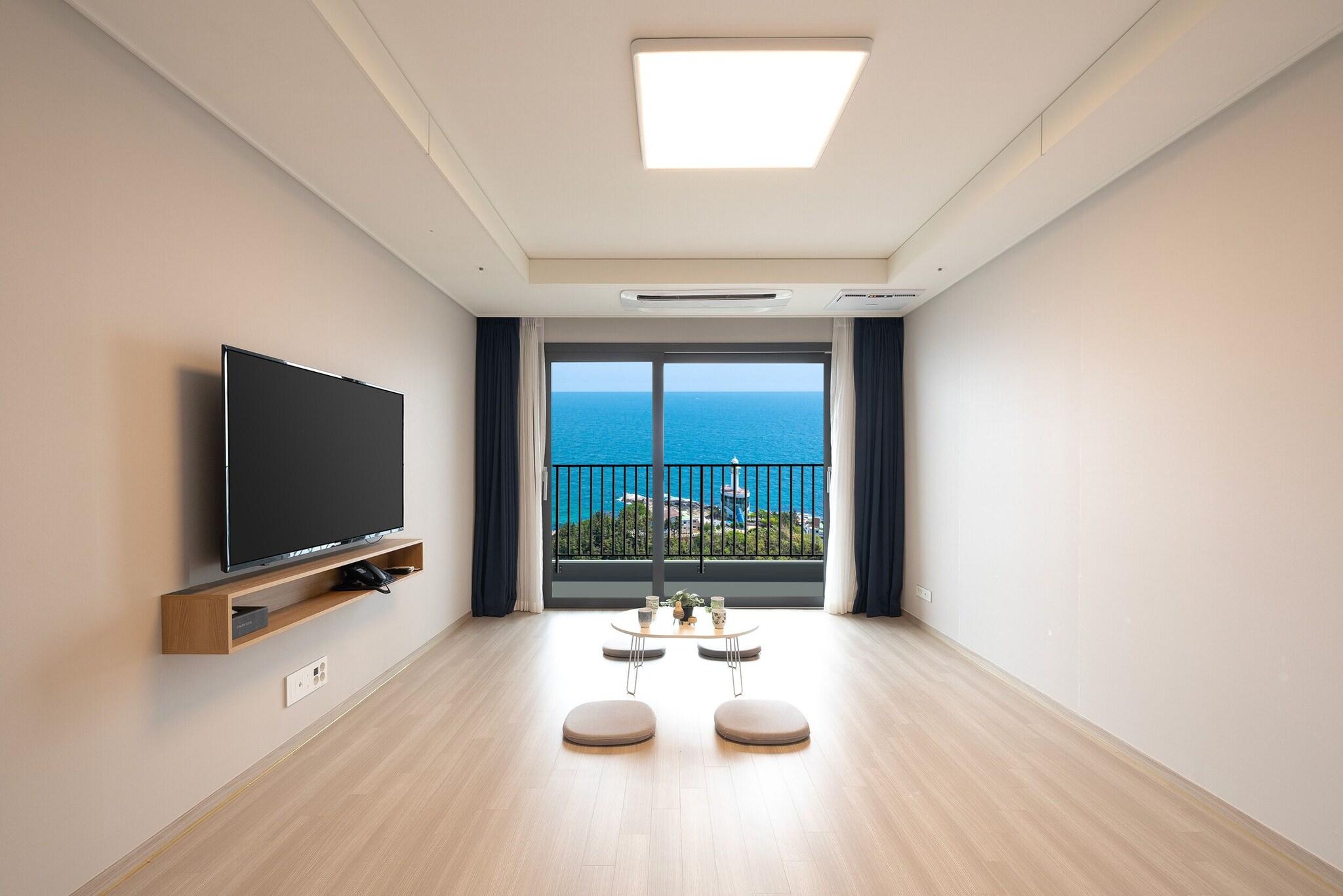 Beach 5, Sokcho I Park Suite Hotel And Residence, Goseong