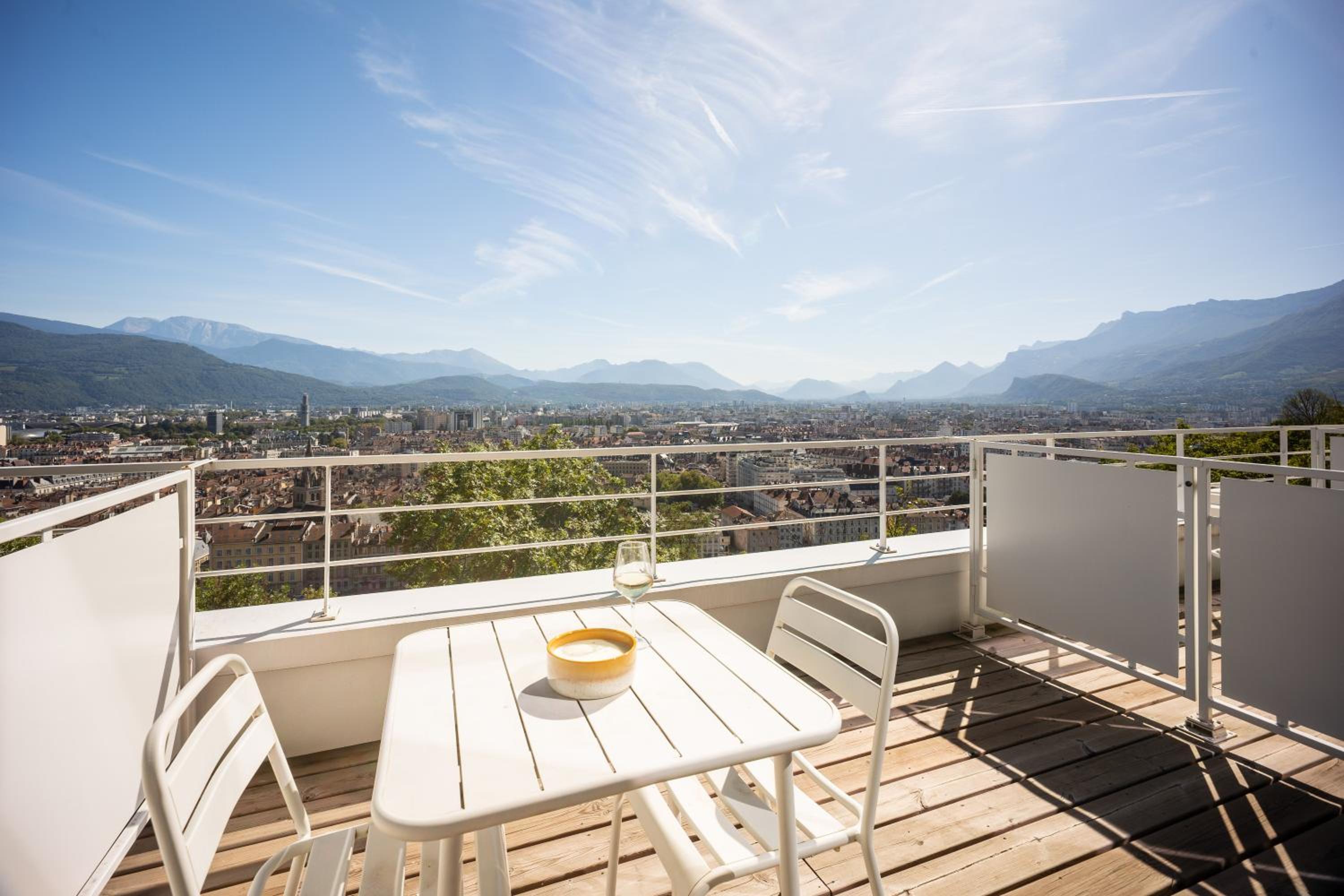 The Babel Community Hotel Grenoble Bastille