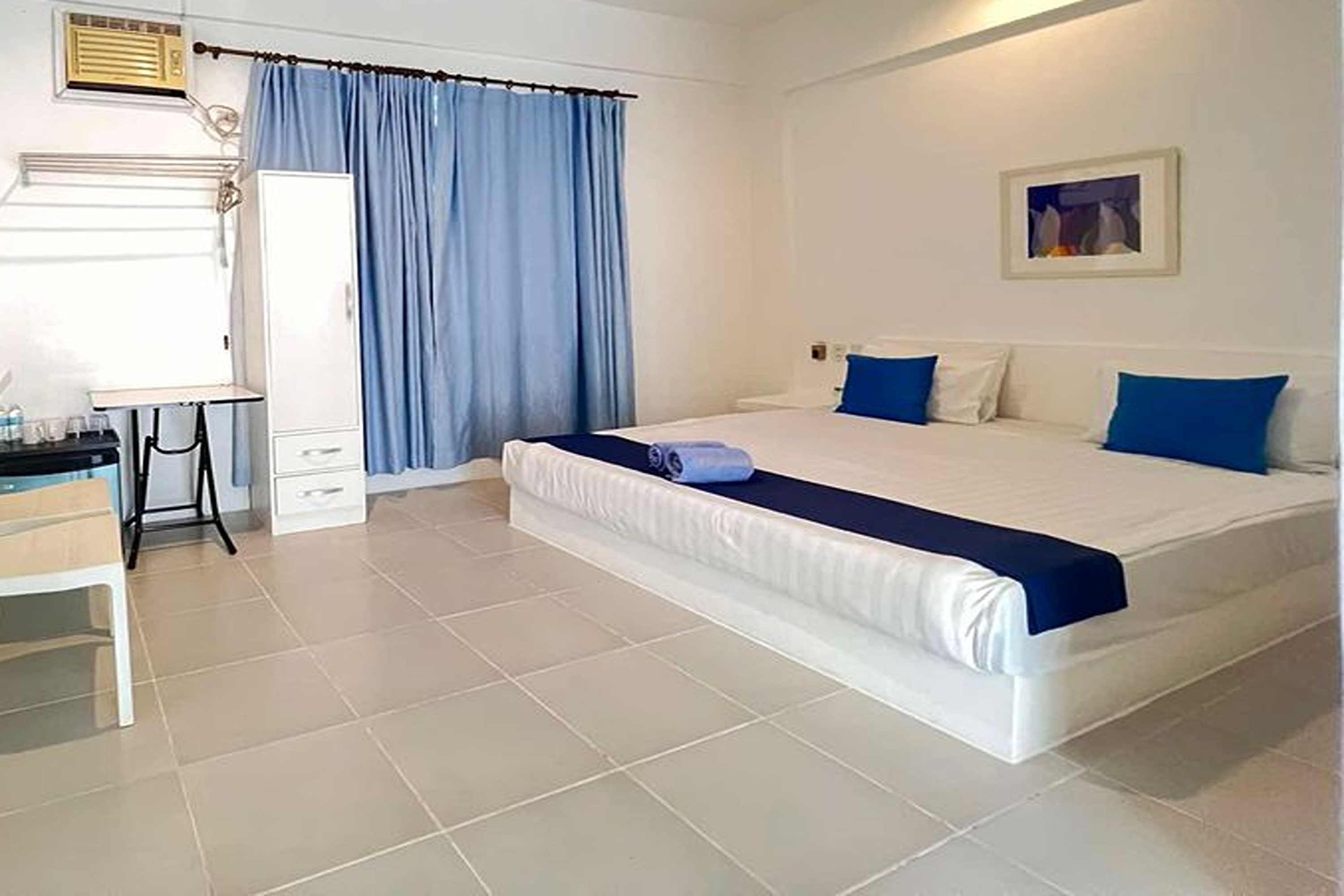 Coron Bluewave Hotel by null