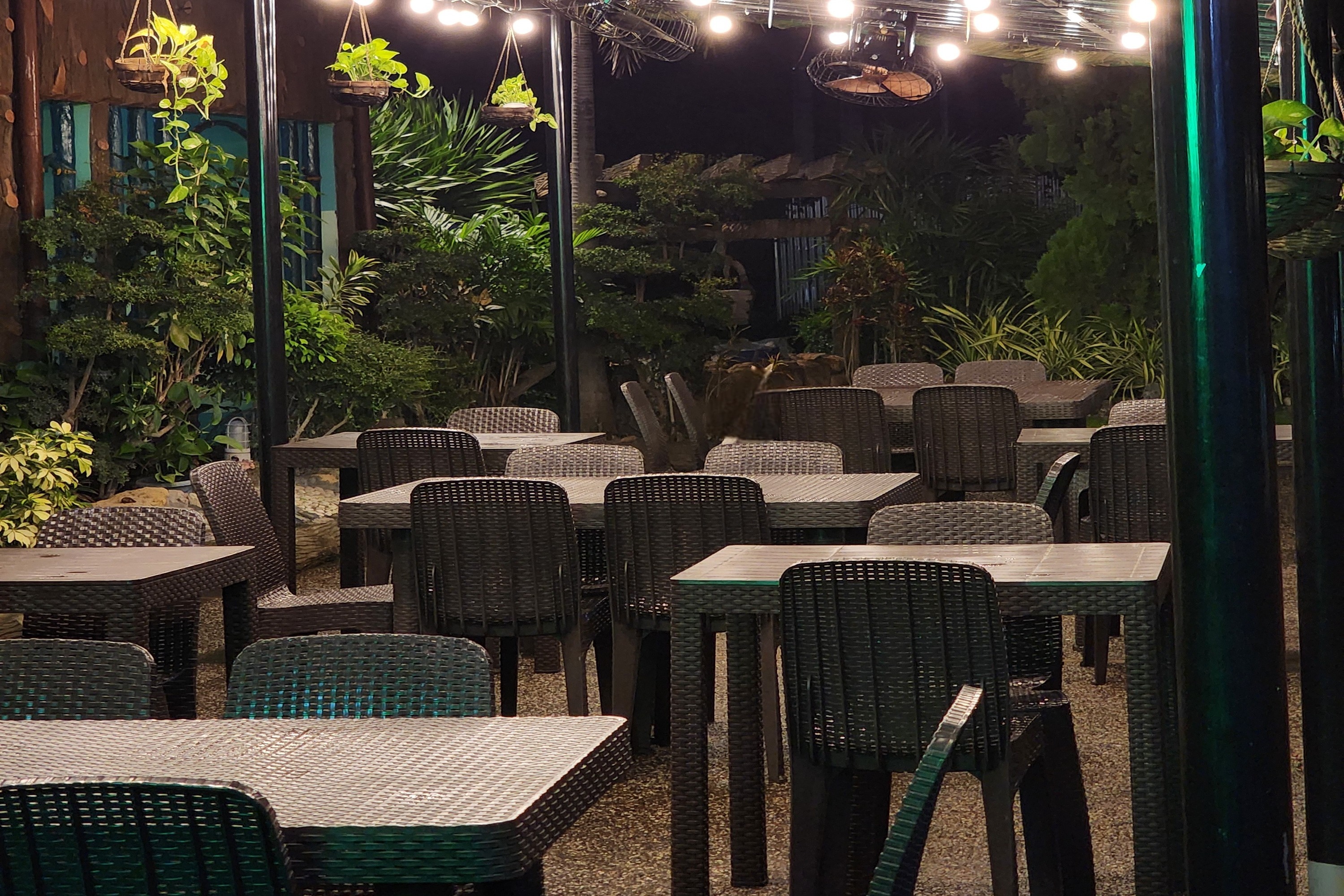 Green Meadows Hotel & Restaurant By Zuzu