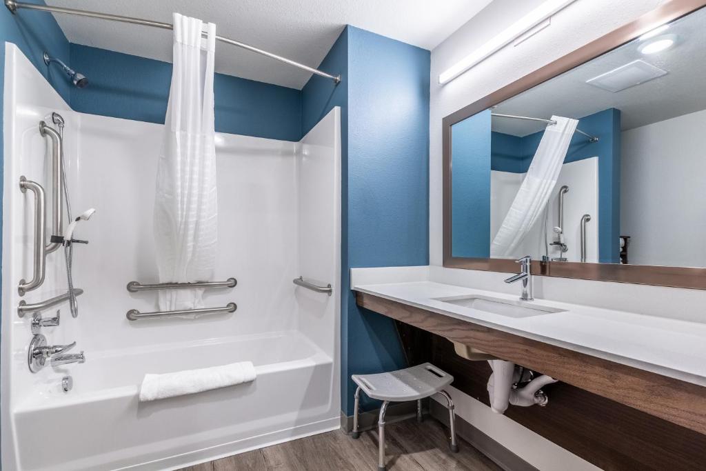 Woodspring Suites Gurnee - Chicago