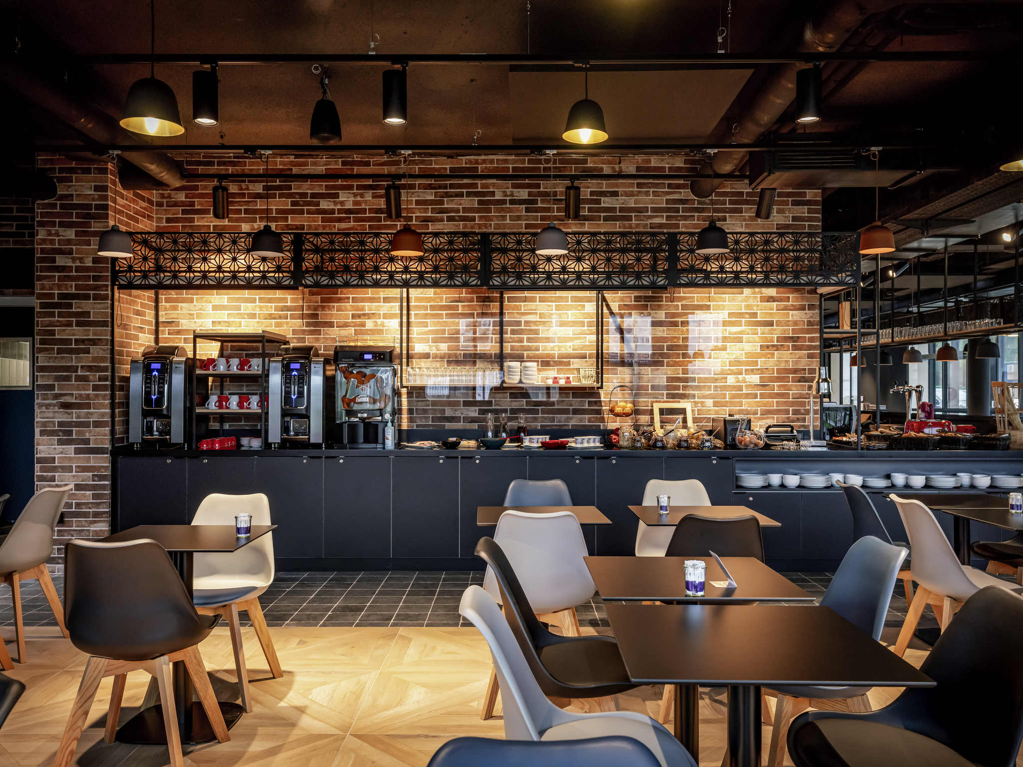 Ibis Styles Valenciennes Petite Forêt