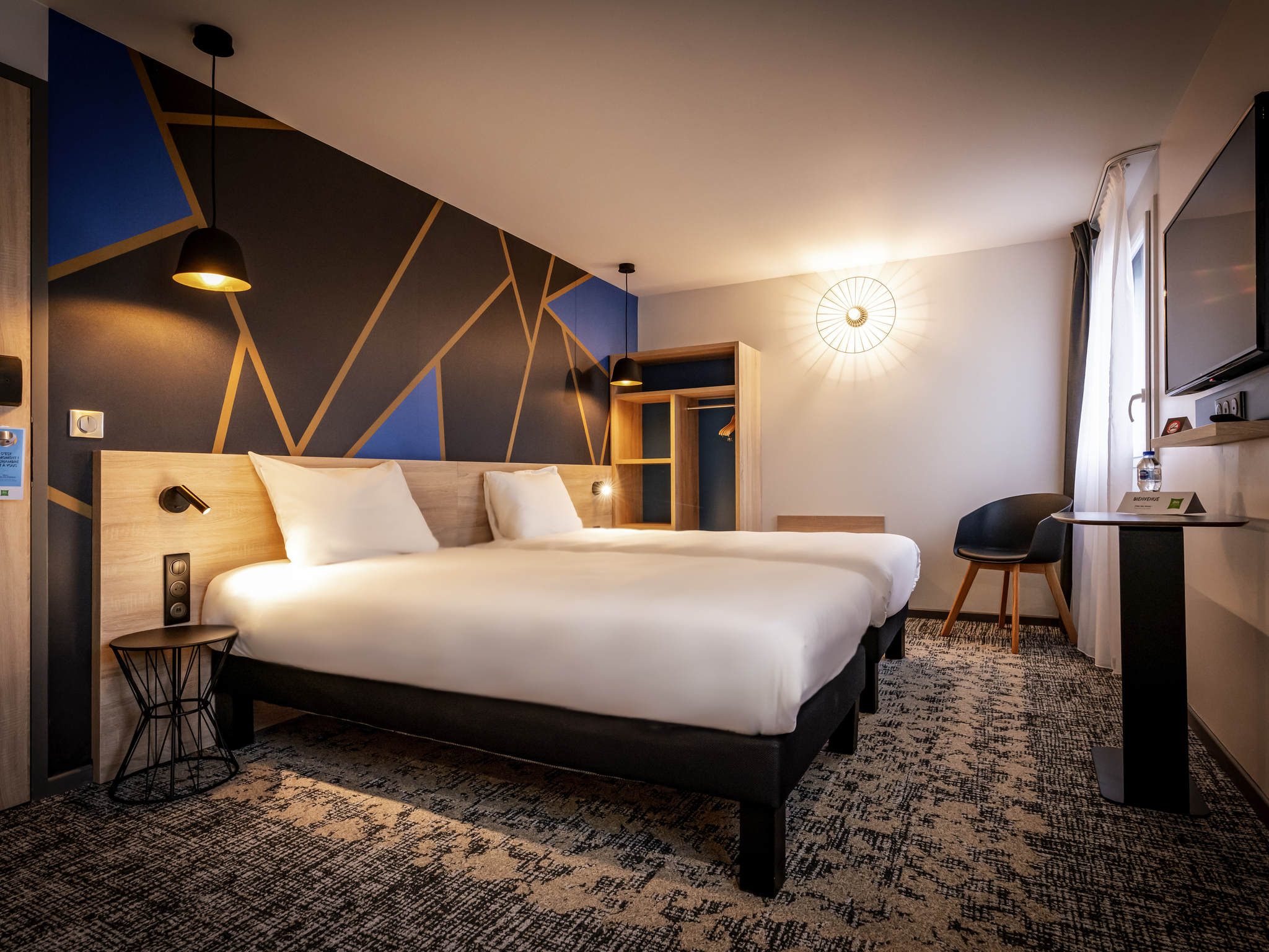 Chambre avec 2 lits