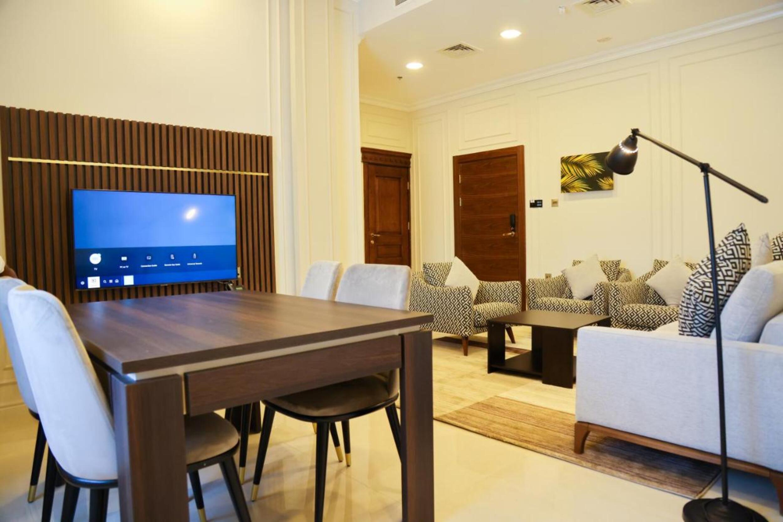 Abraj INN Royal 2