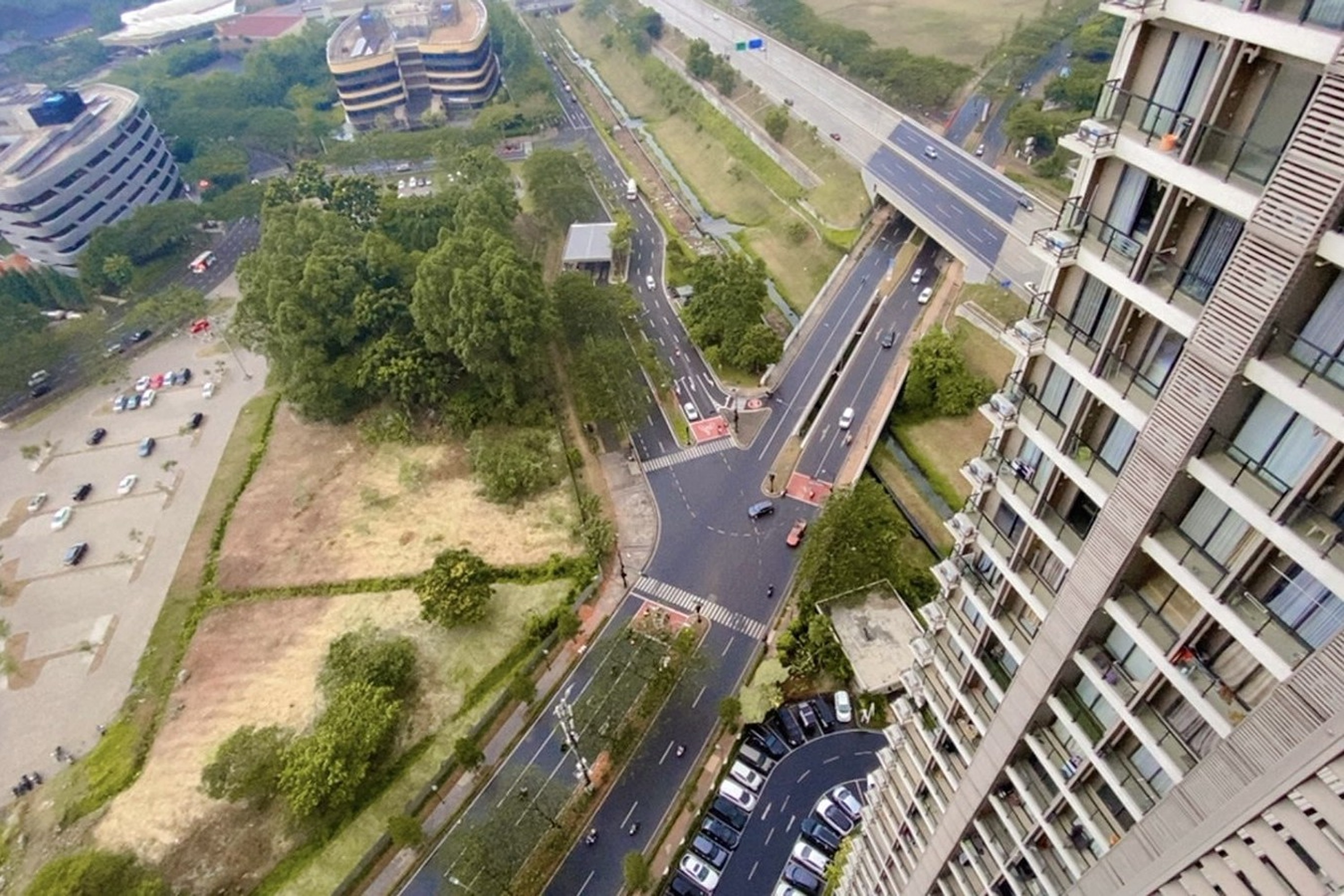 Sky House Bsd By Mizu Rooms By Zuzu
