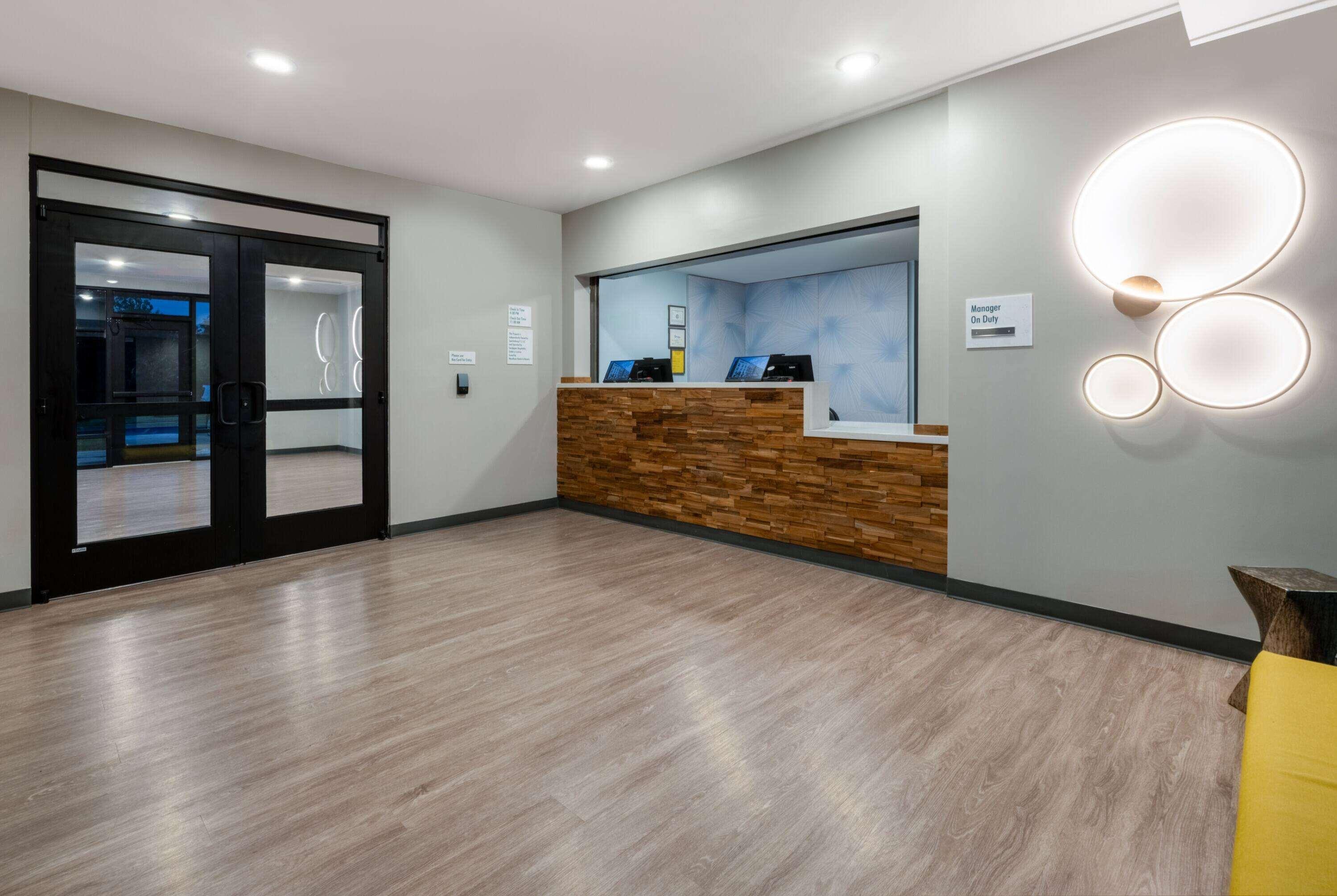 Echo Suites Richmond West - Extended Stay Wyndham