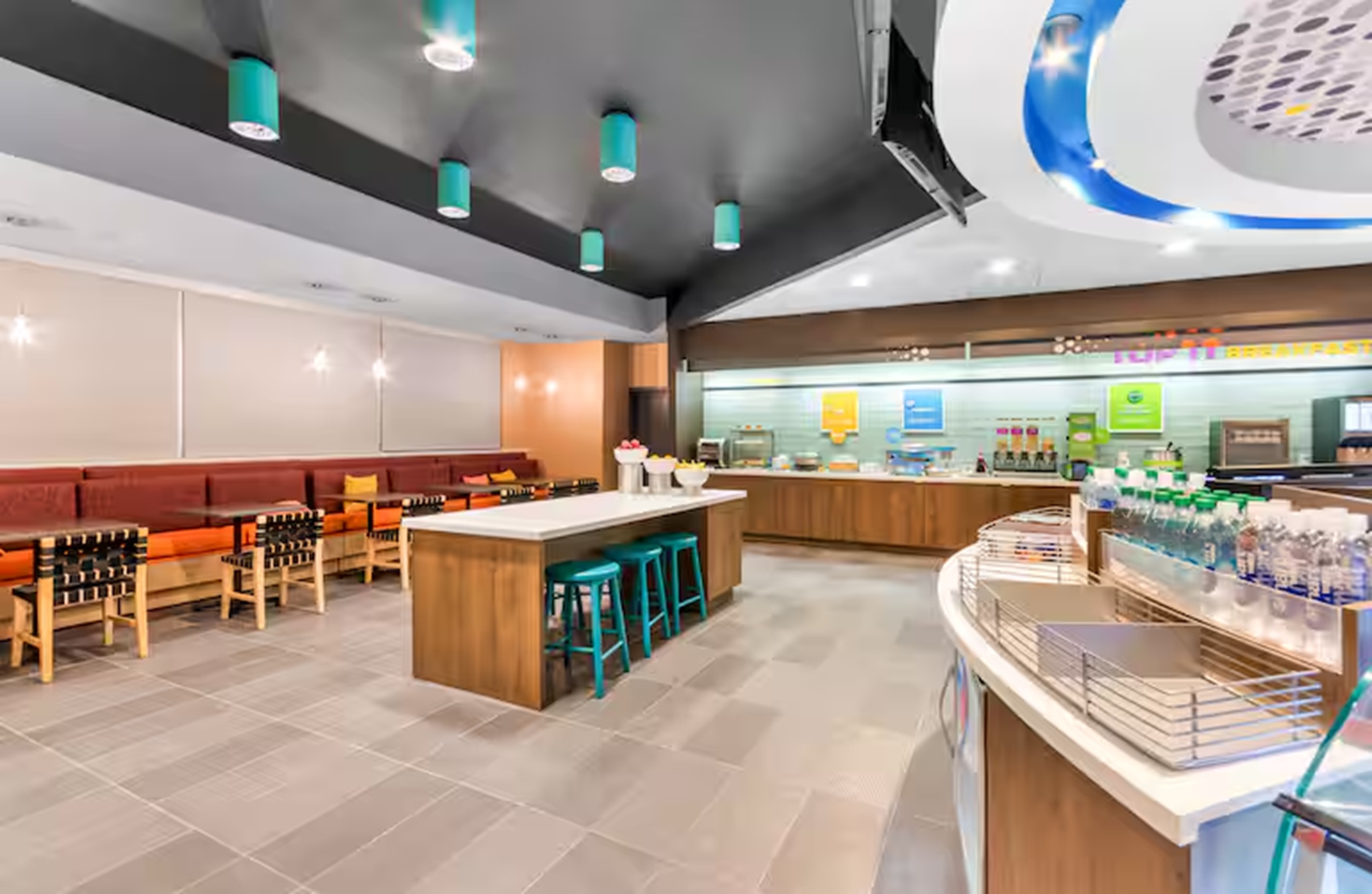 Tru by Hilton Pensacola I-10 North Davis Highway
