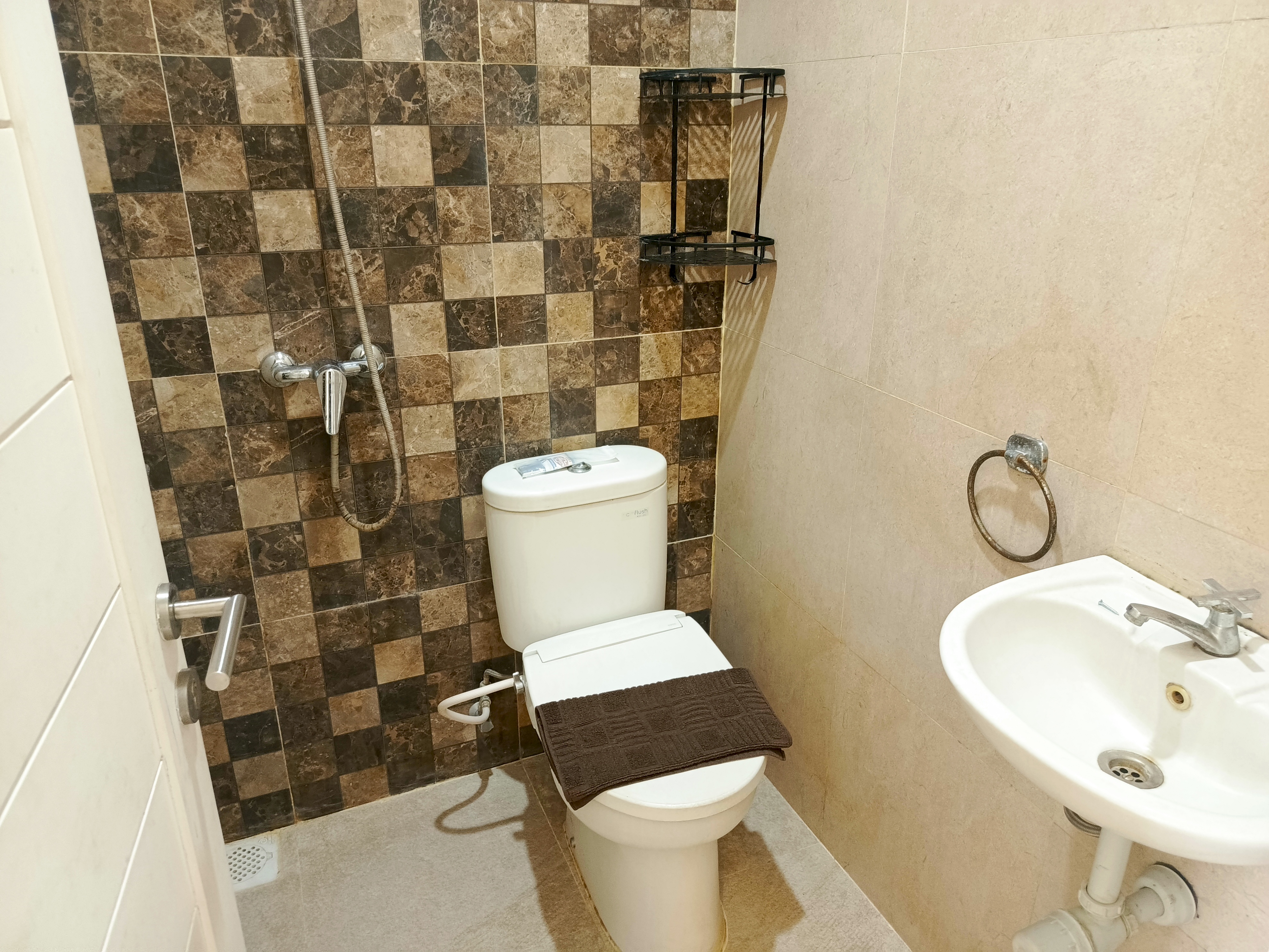Kyrie Hotel