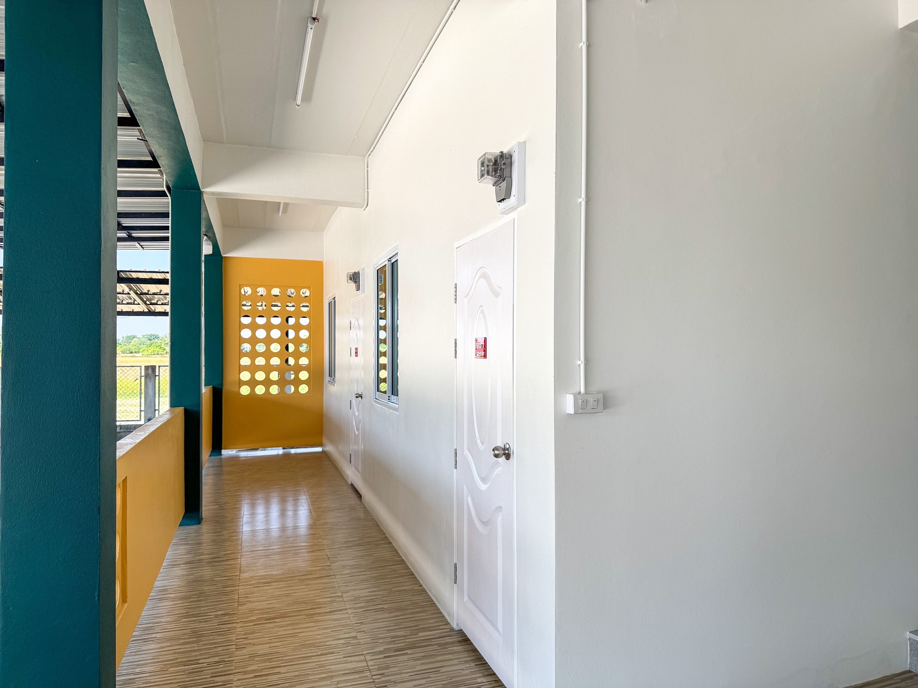 Jira Hotel By Zuzu