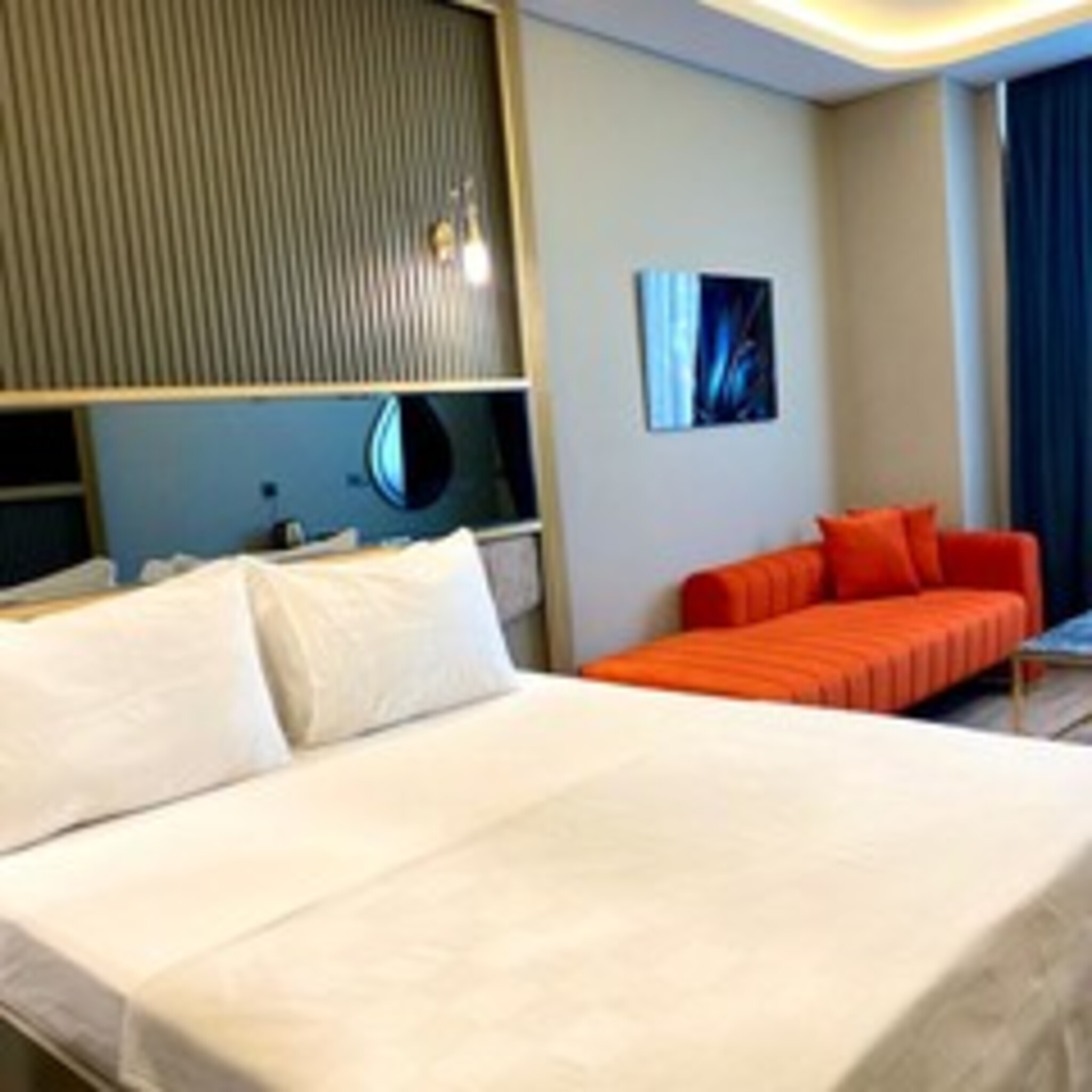 216 Ruby Suite