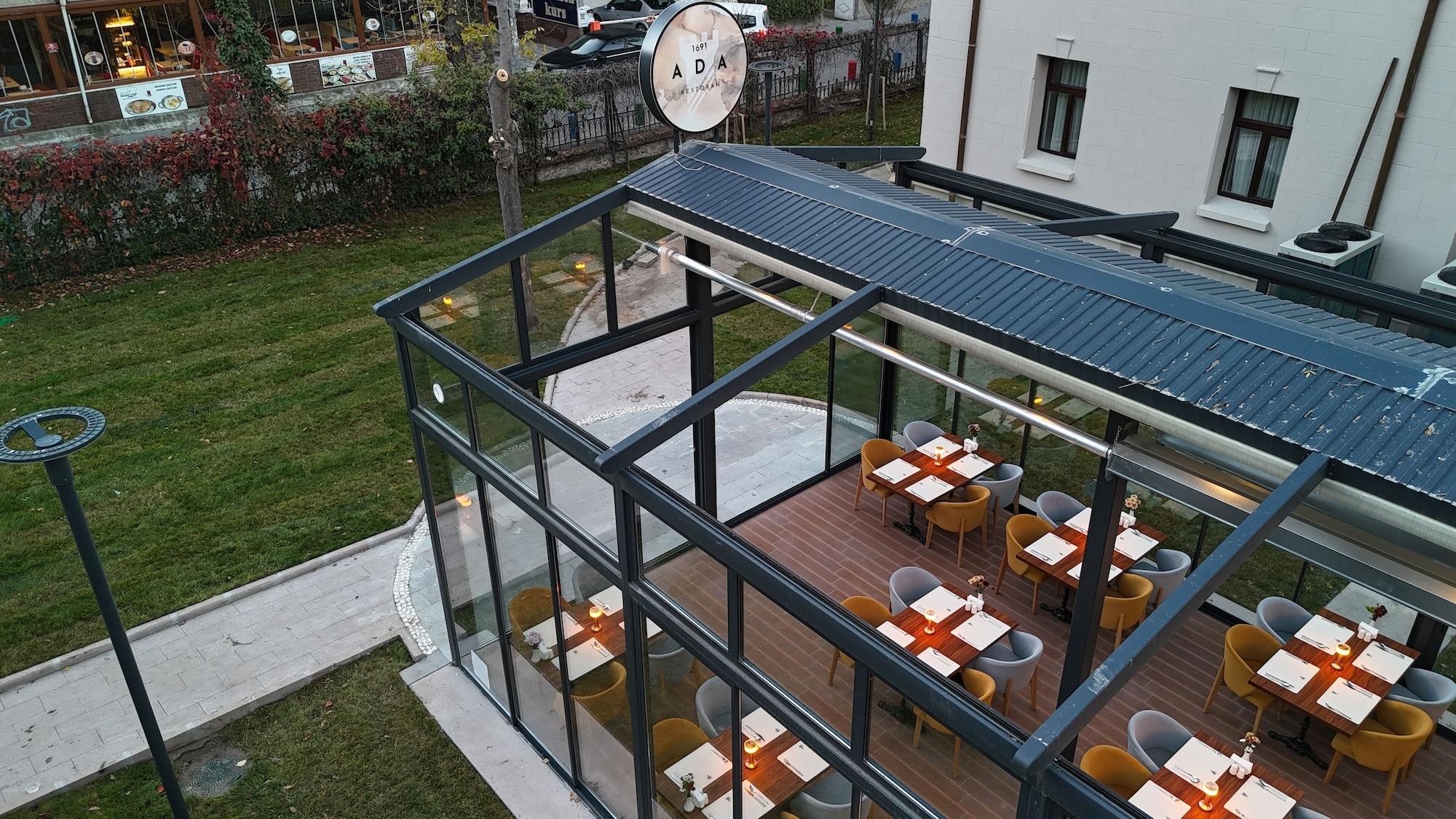 Ve Hotels Adakale