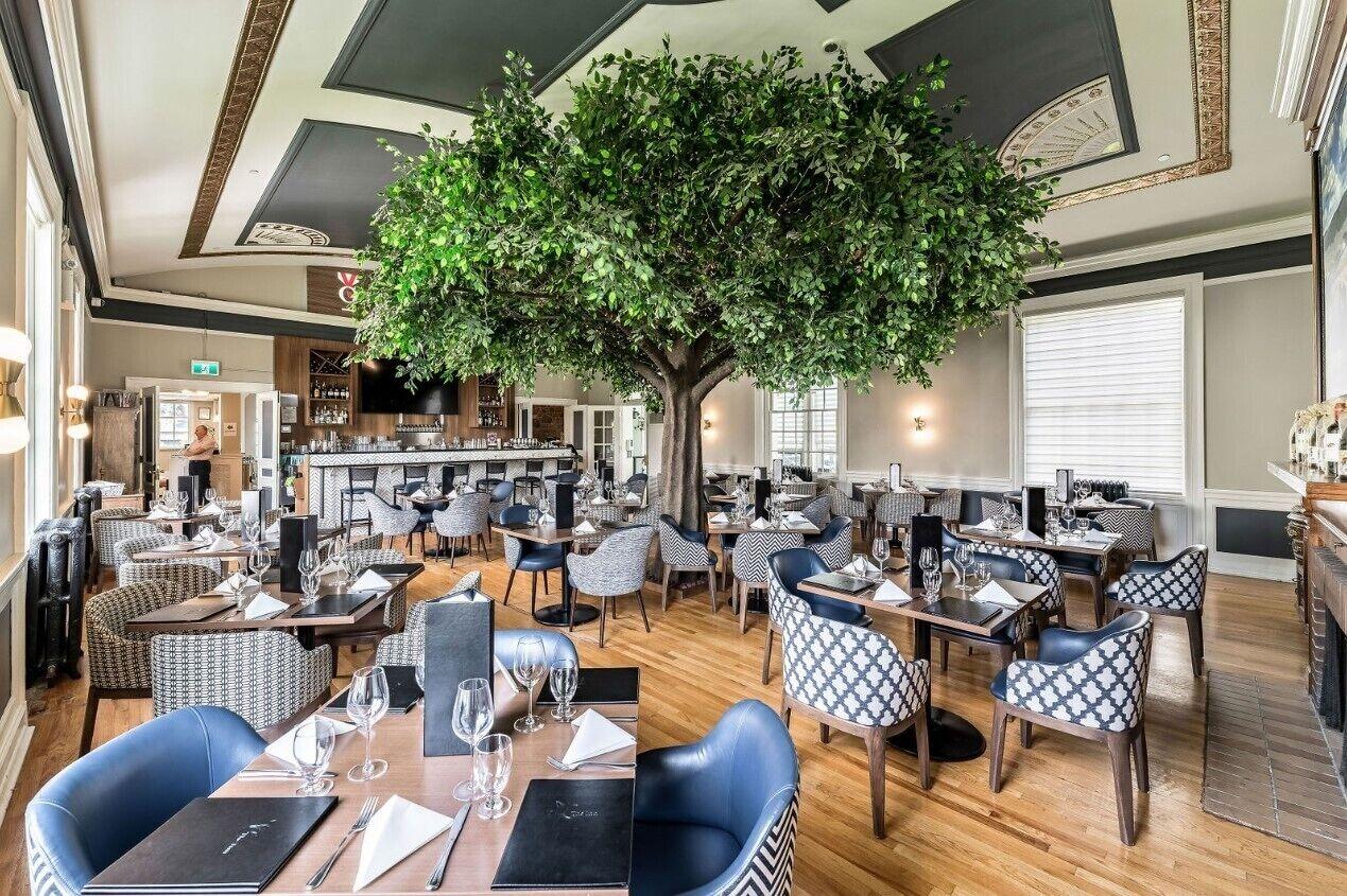 The Inn on Officers Garden by null