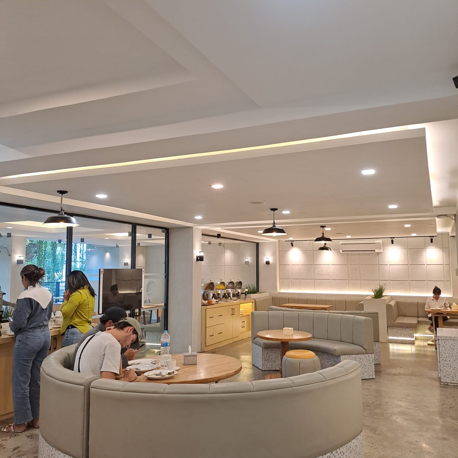 Travelbiz Hotel