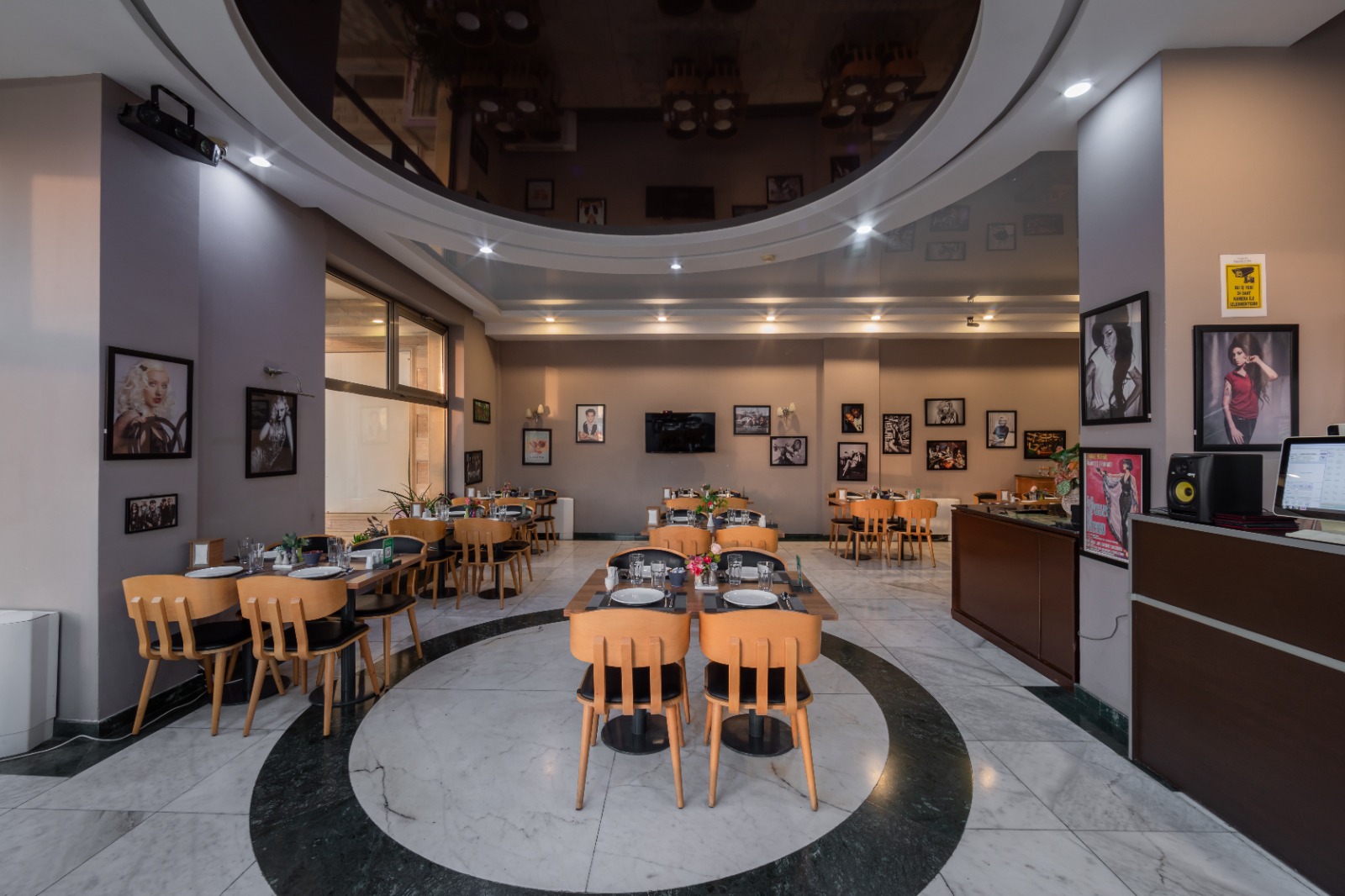 Green City Hotel