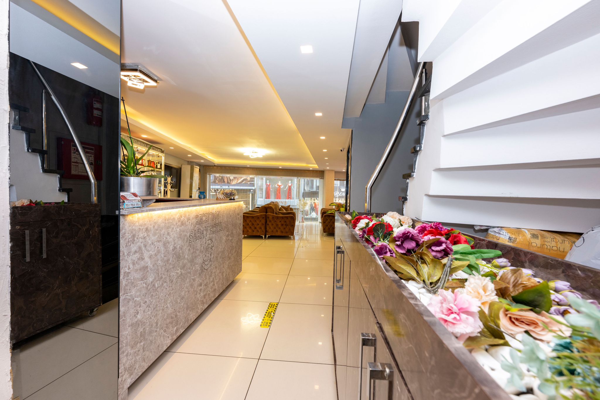 Saray Hotel