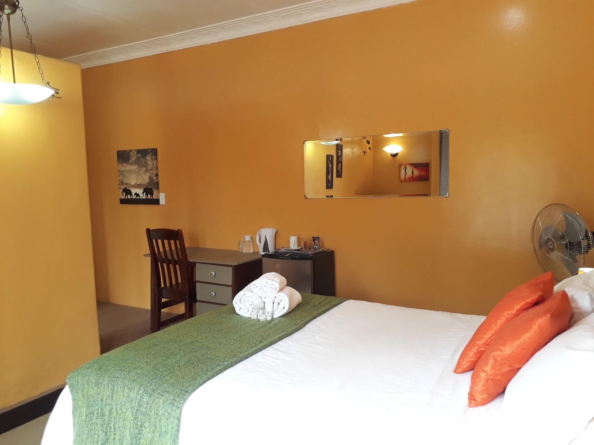 Room 5, The Guest House, Gert Sibande
